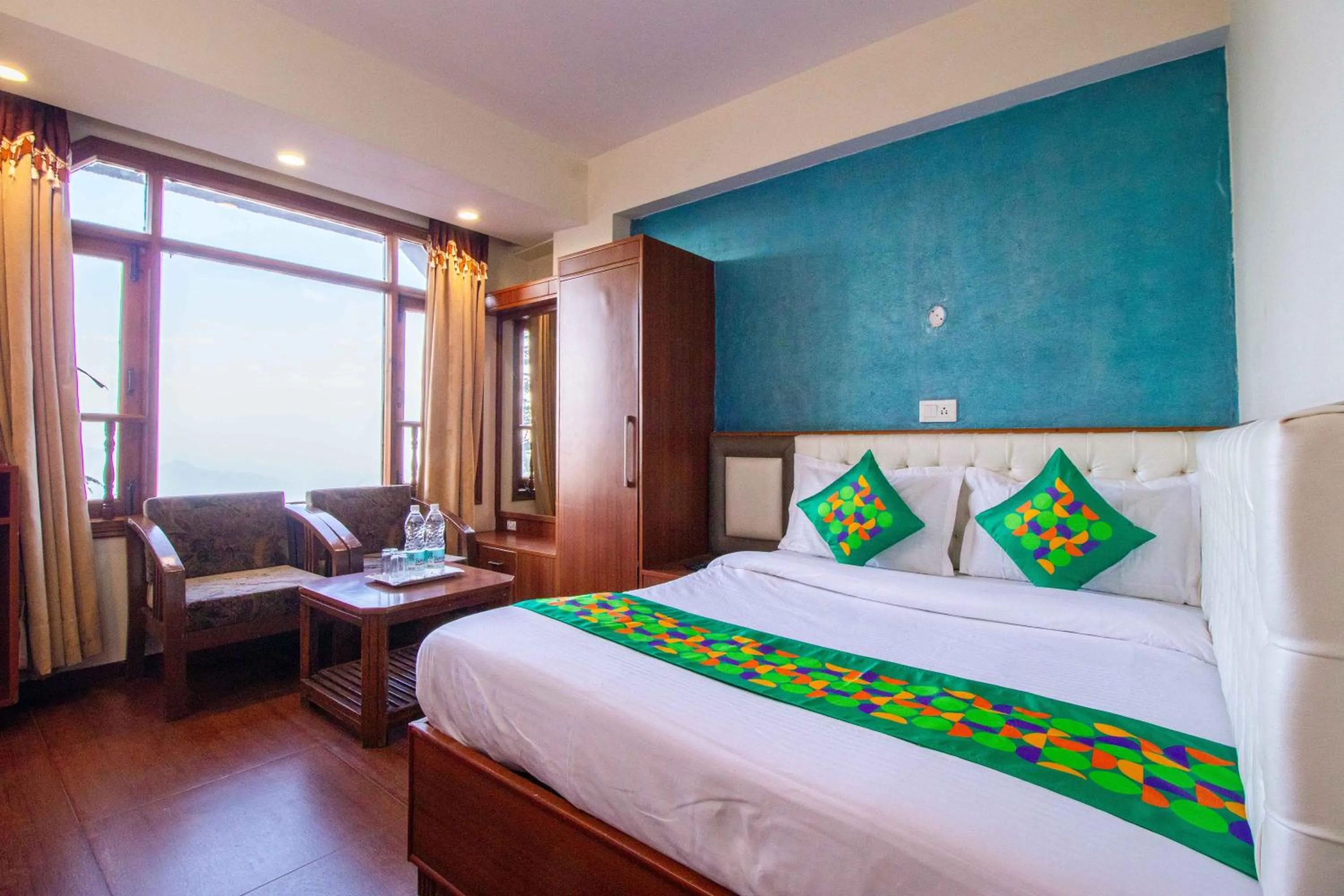Bedroom, Bed in Treebo Varuna With Mountain View, Mall Road