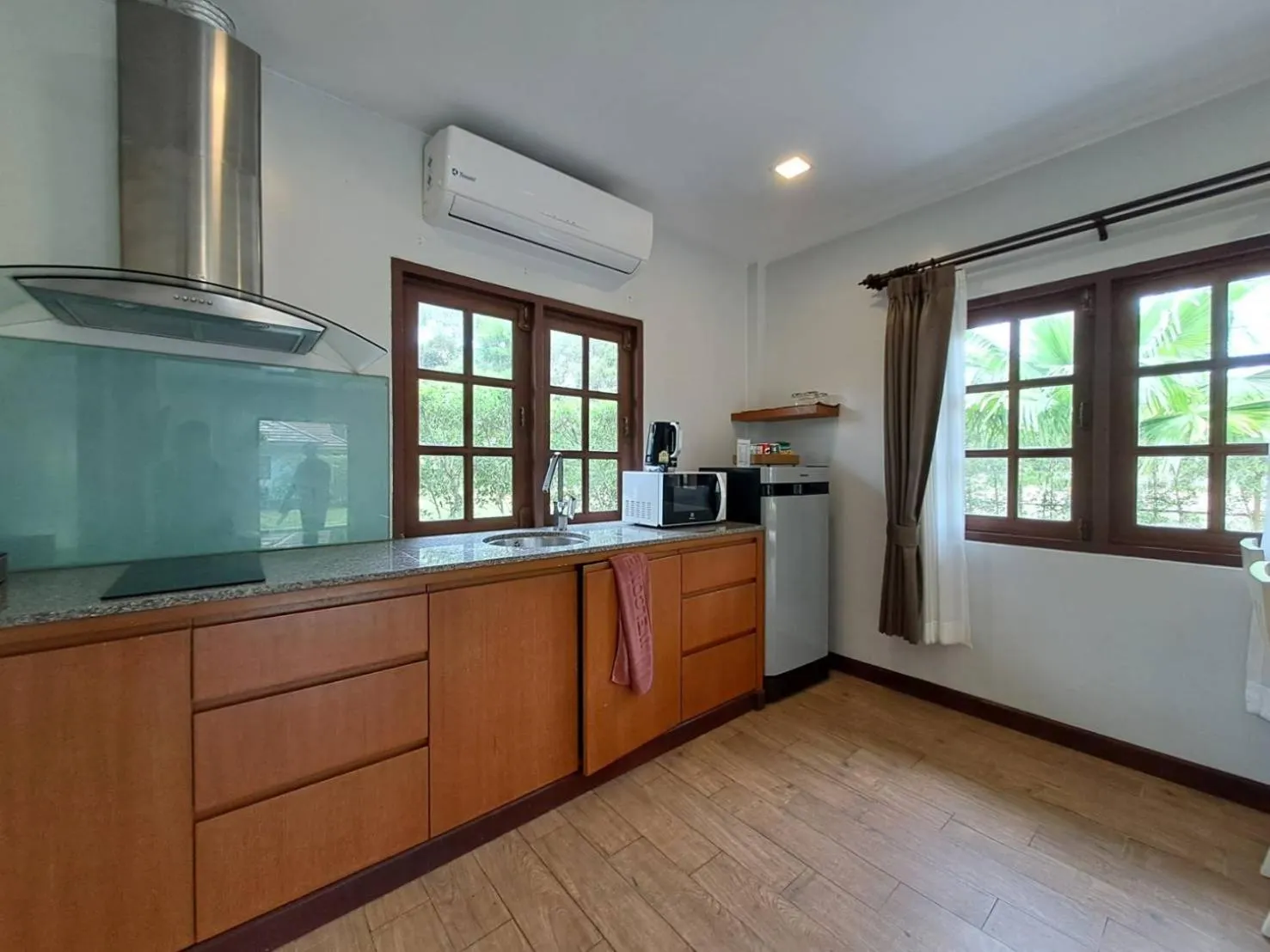 Kitchen or kitchenette in Alisea Pool Villa Aonang