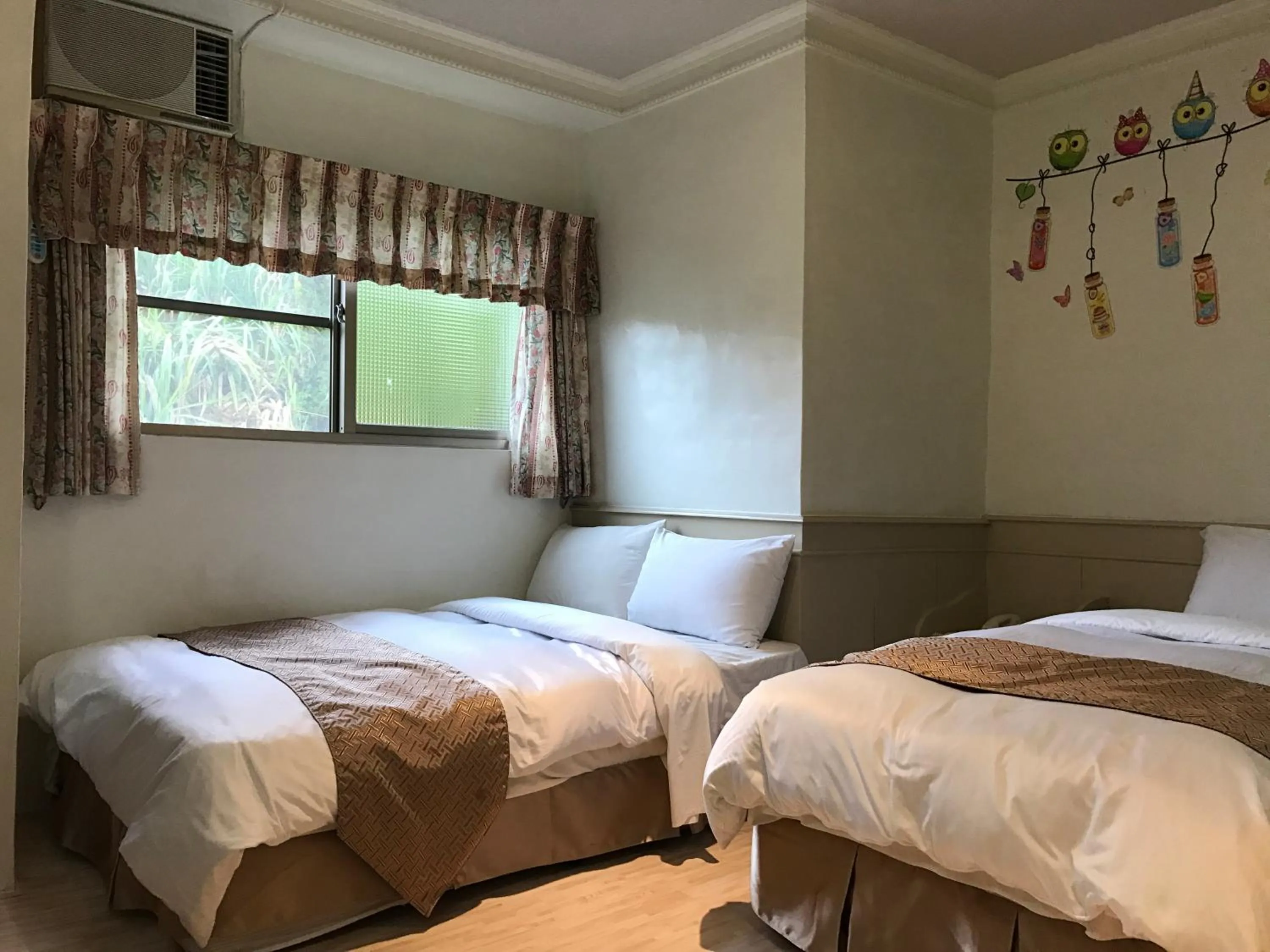 Photo of the whole room, Bed in Minren Hotel