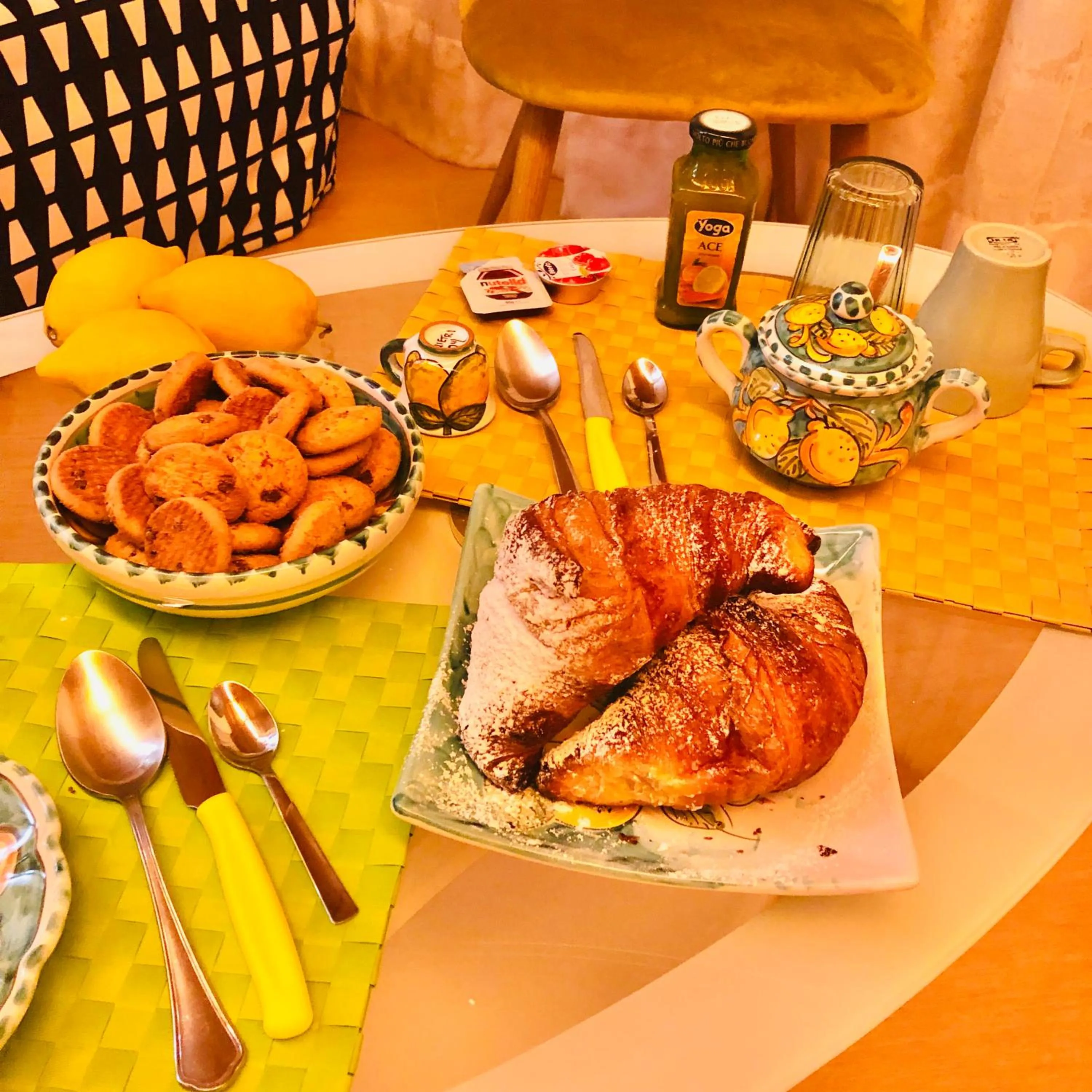 Breakfast in B&B Lemons Coast