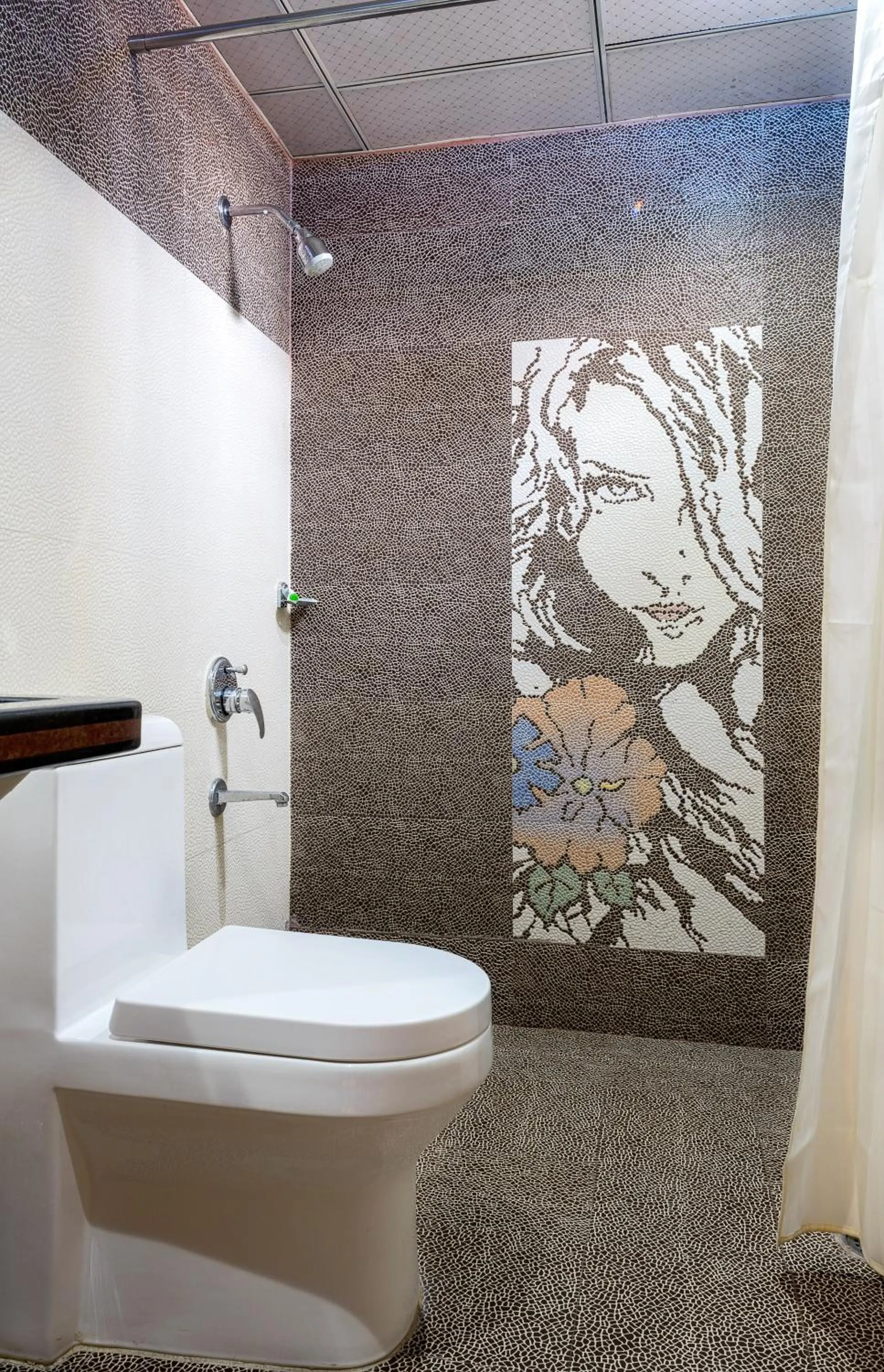 Bathroom in Treebo Empire