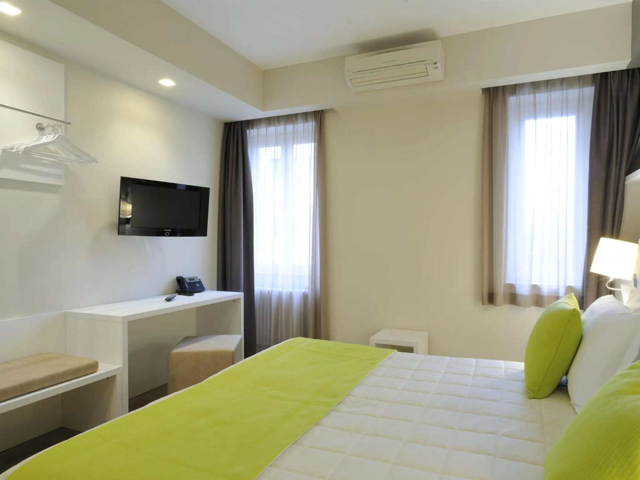 Bed in Hotel Concordia