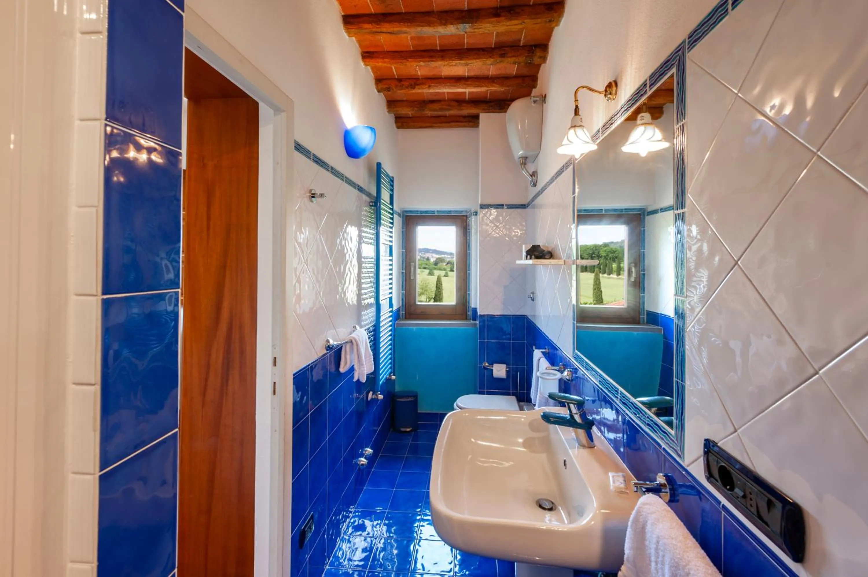 Bathroom in Torrebianca Tuscany