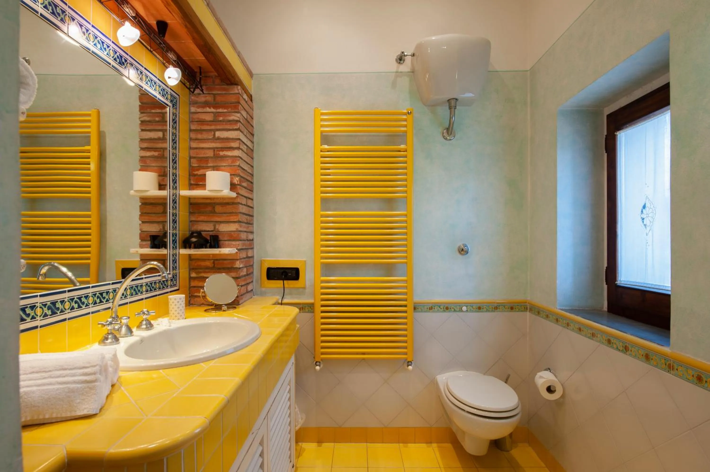 Toilet in Torrebianca Tuscany