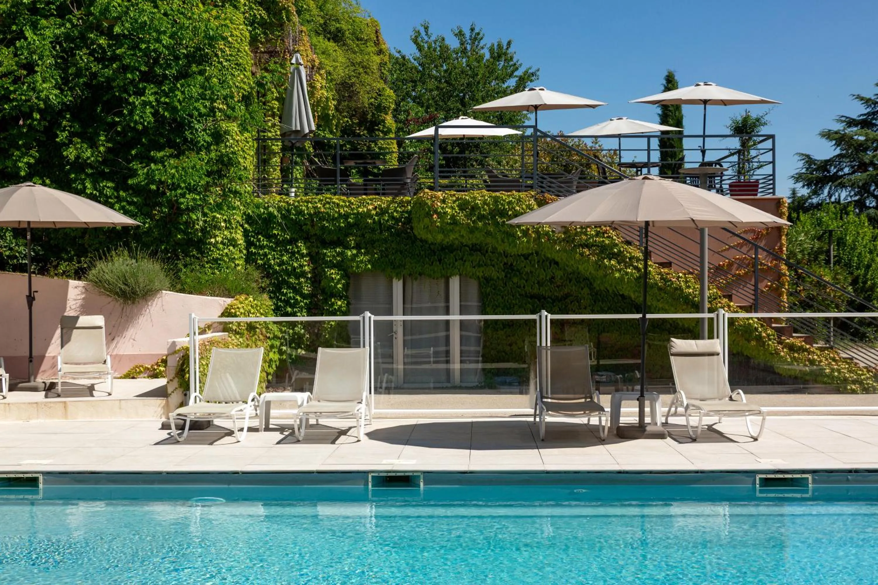 Property building in Hôtel & Résidence Lou Paradou Gréoux Les Bains