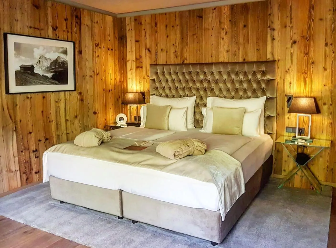 Bedroom, Bed in Hotel Montchalet