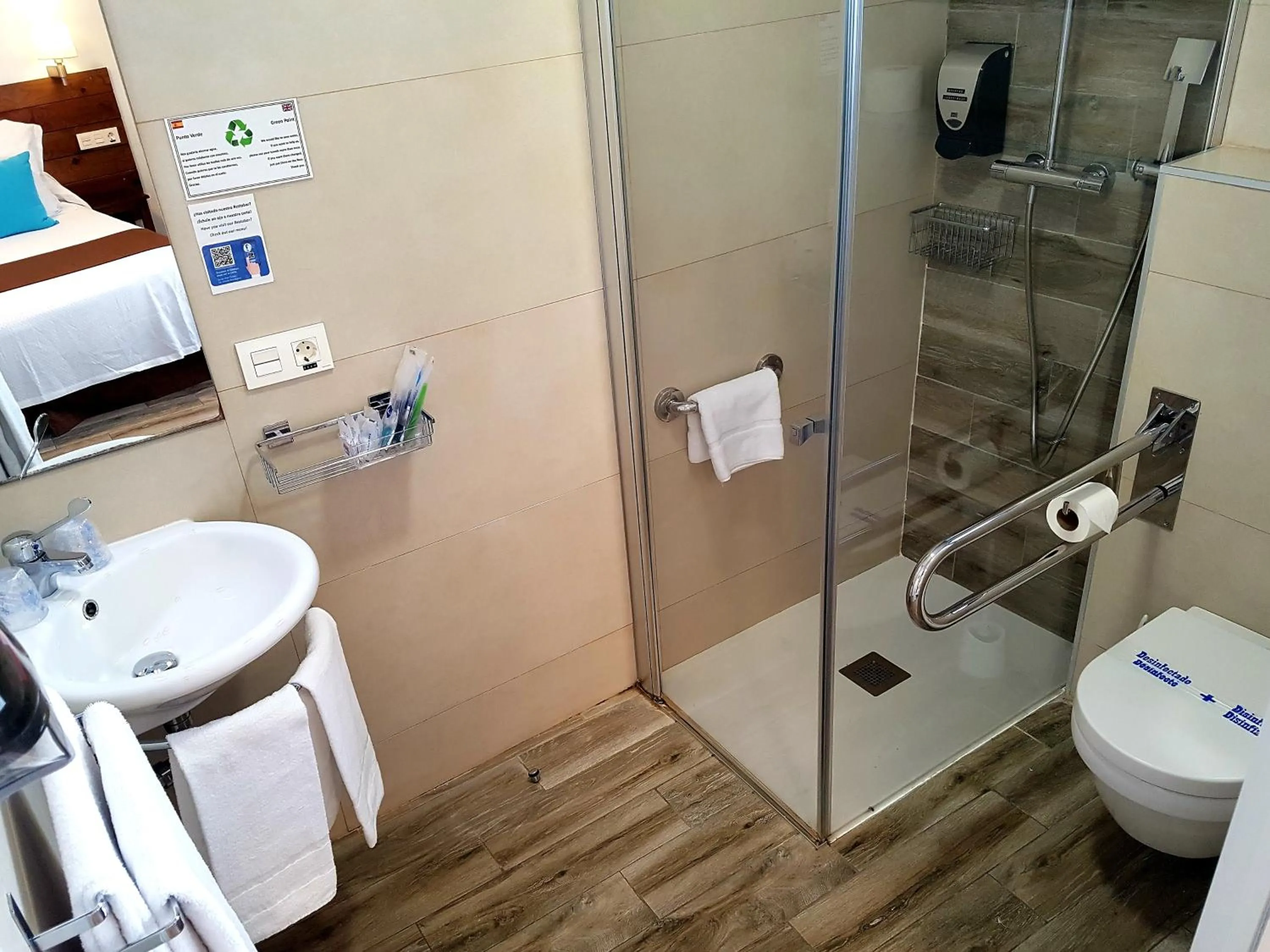 Bed in Hostal Boutique Casa del Mar Altea