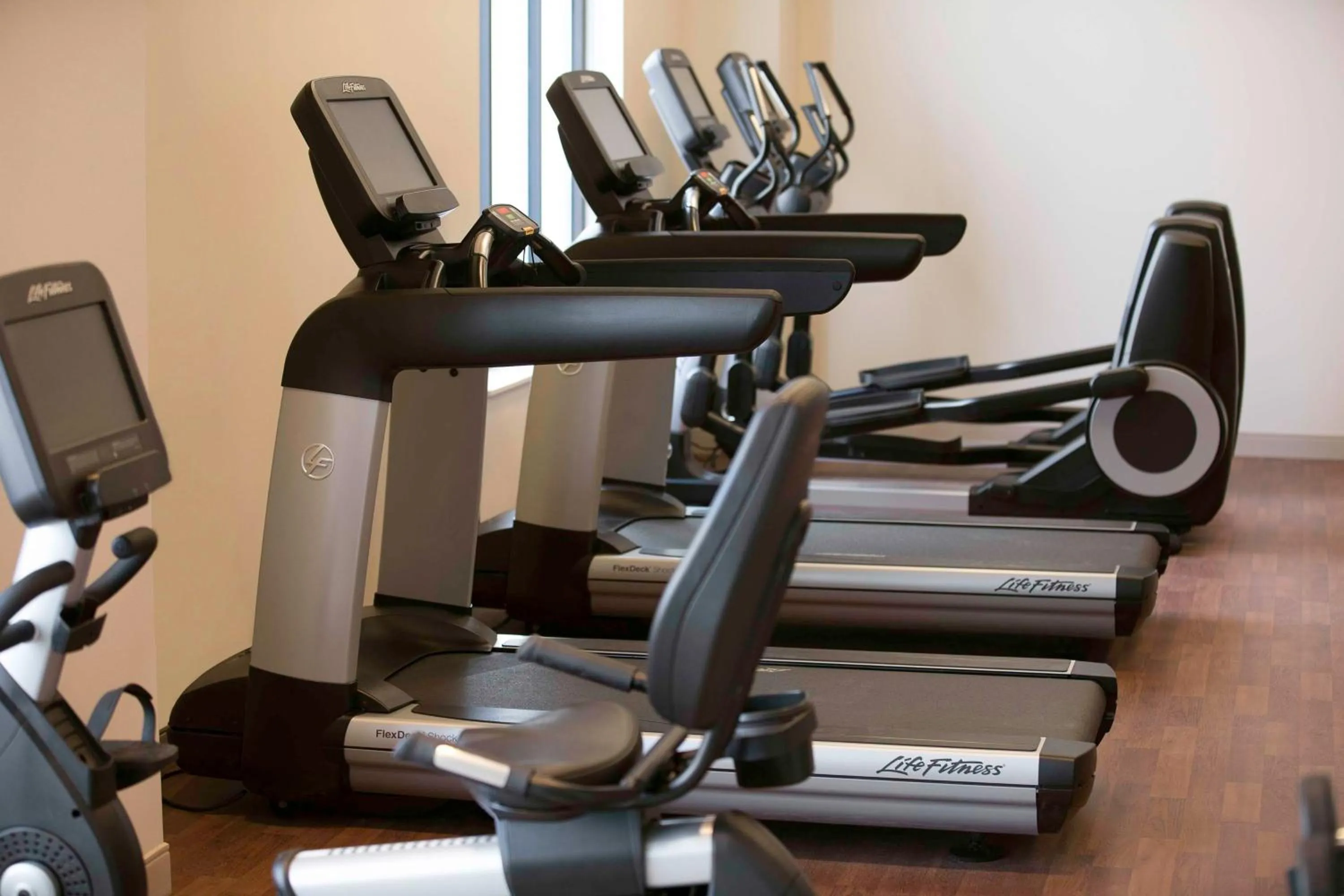 Fitness centre/facilities in Hilton Garden Inn Minneapolis - University Area