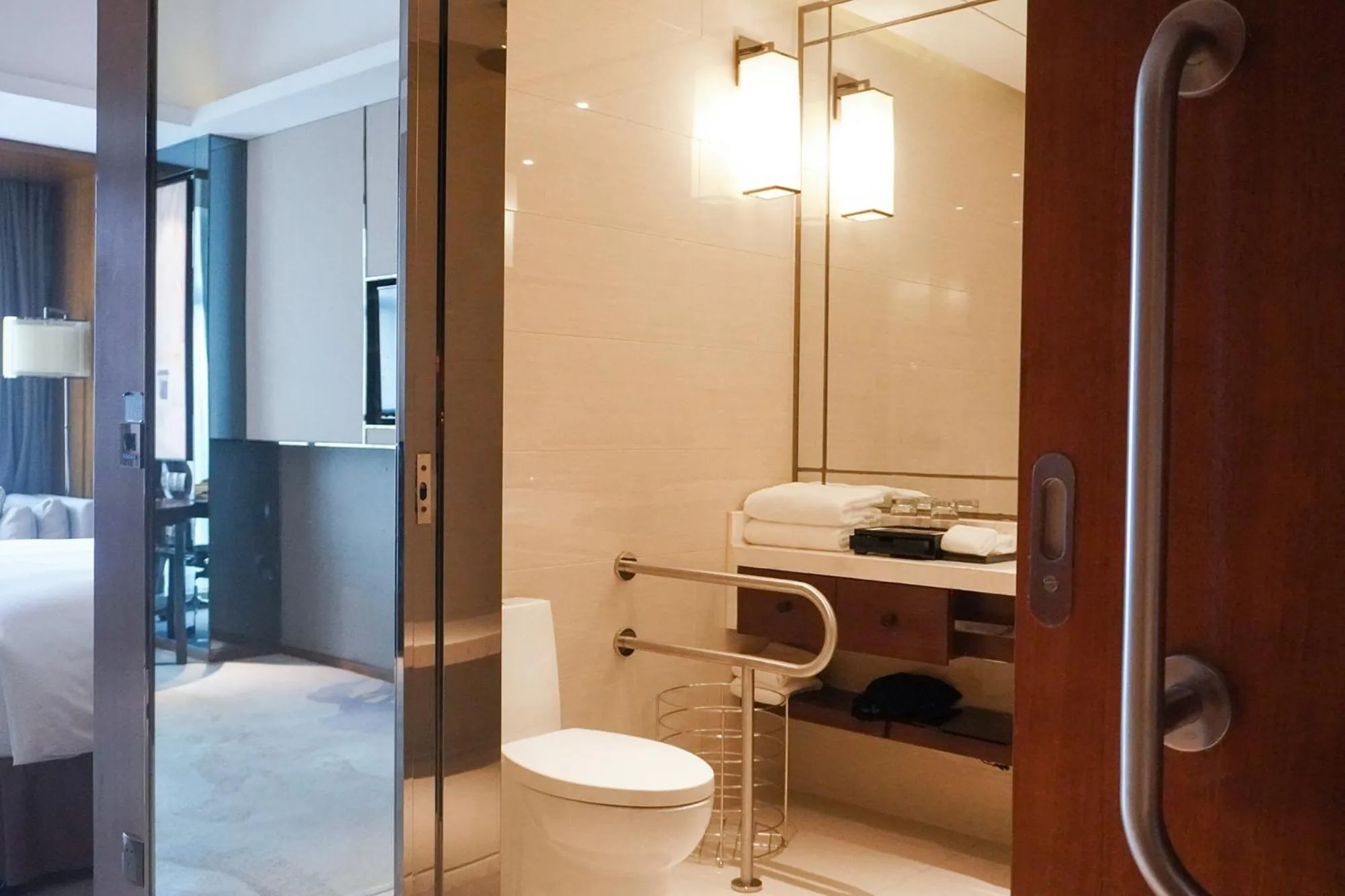 DoubleTree By Hilton Ningbo Beilun