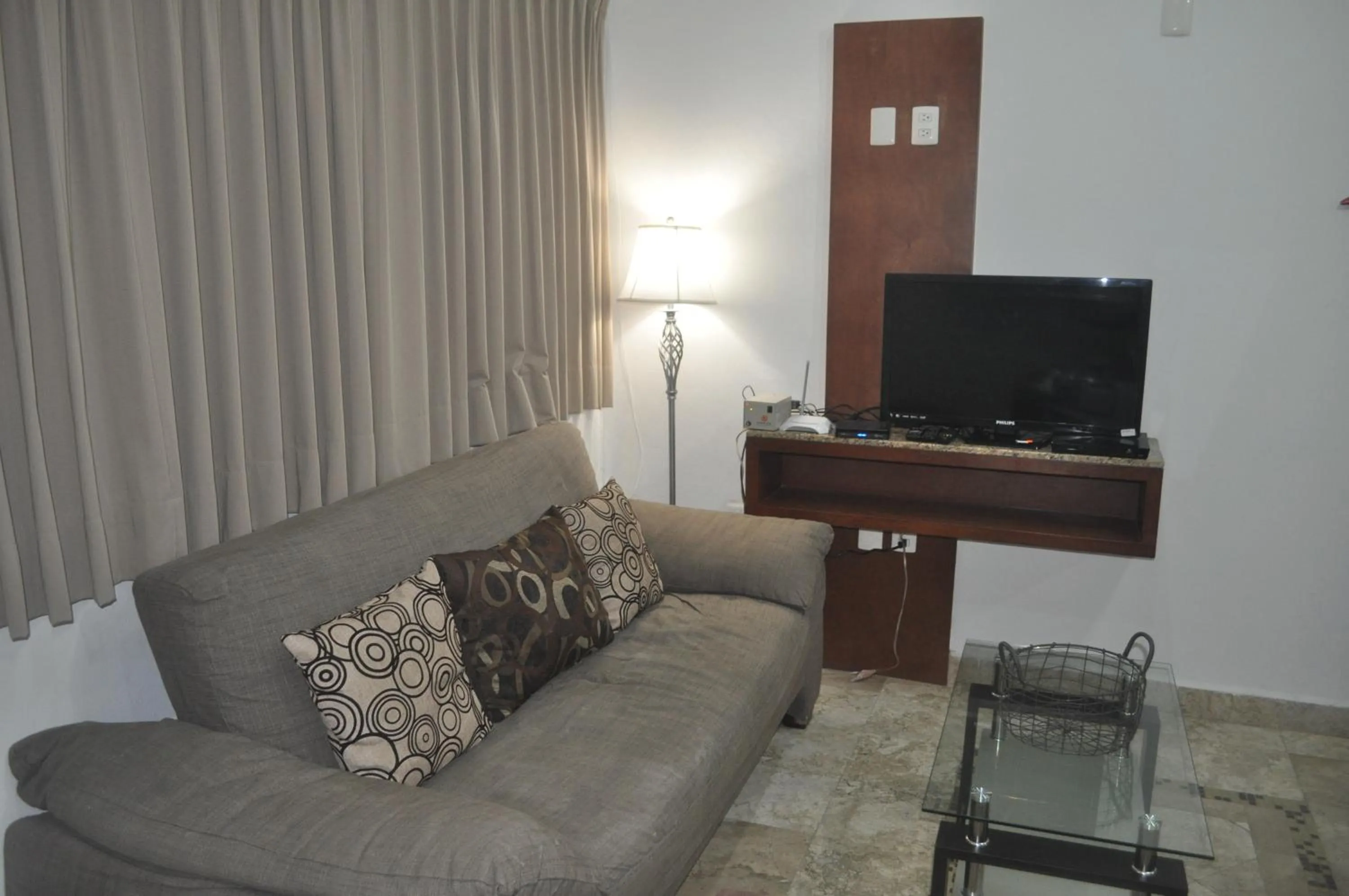 TV and multimedia in Lilas del Mar Apartments