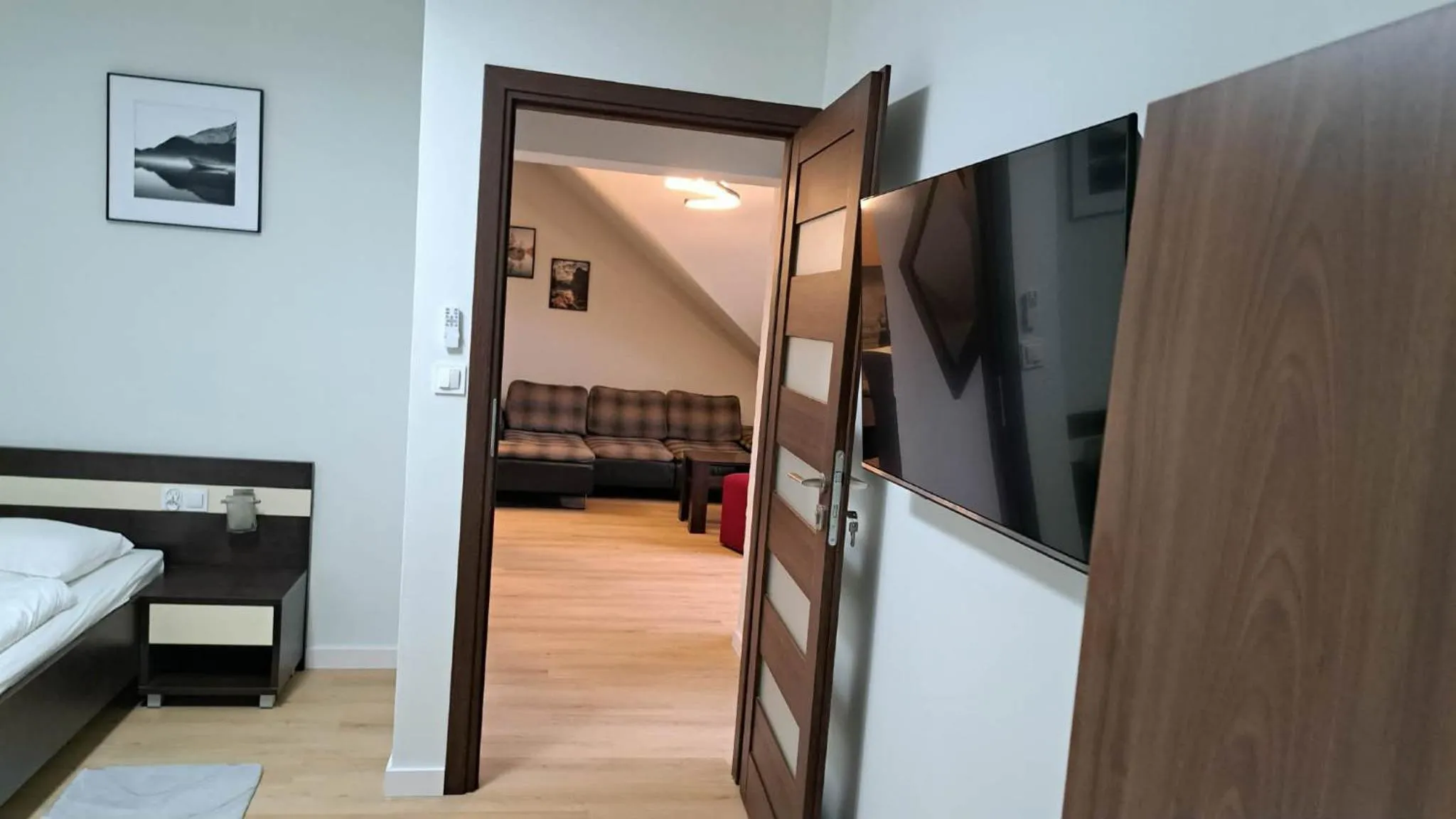 Living room, Bed in Apartament 325