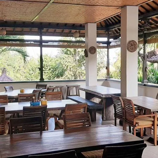 Restaurant/places to eat in Istana Balian - Boutique Hotel Resort