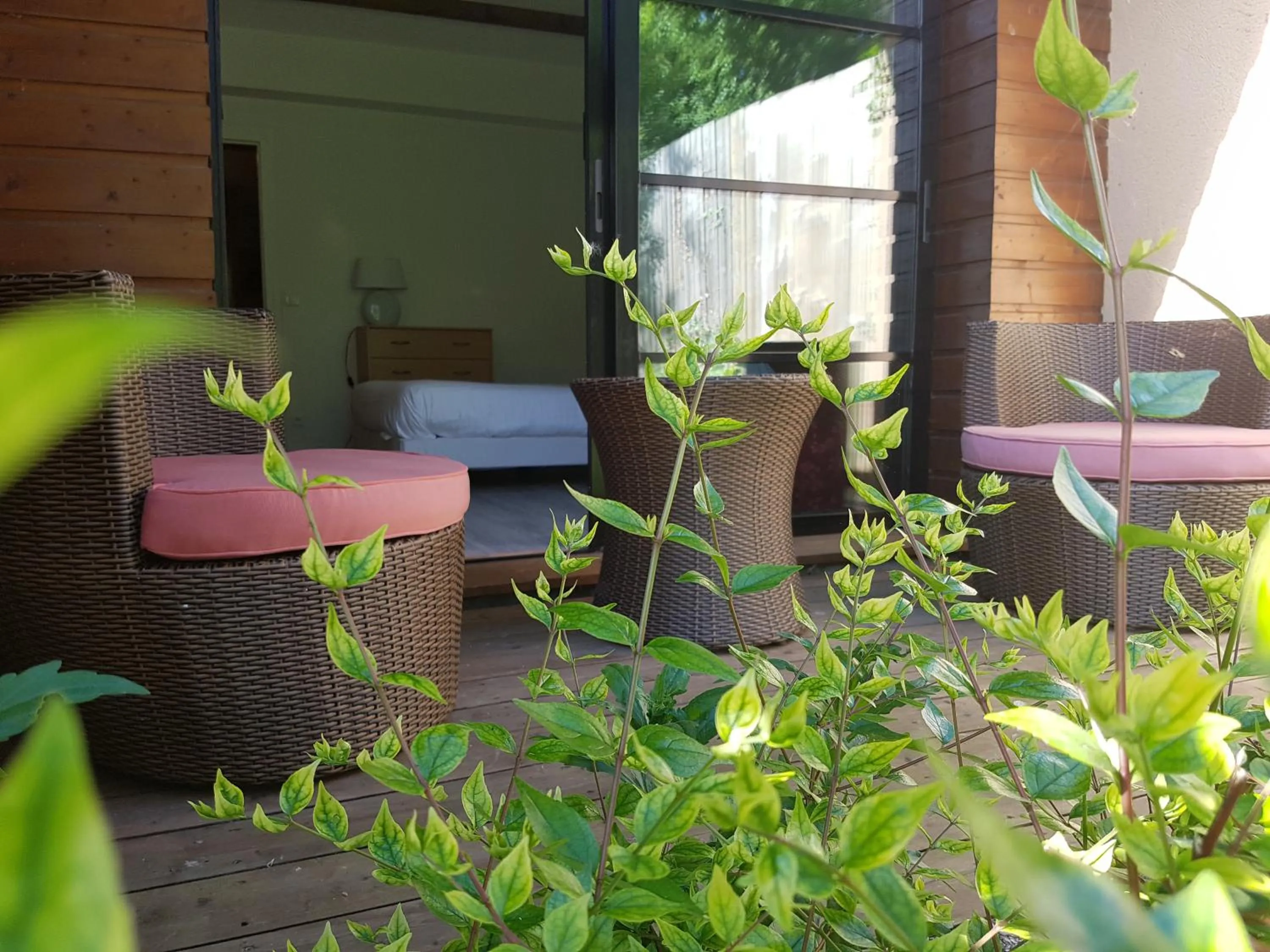 Patio in Le Vieux Logis de Clam