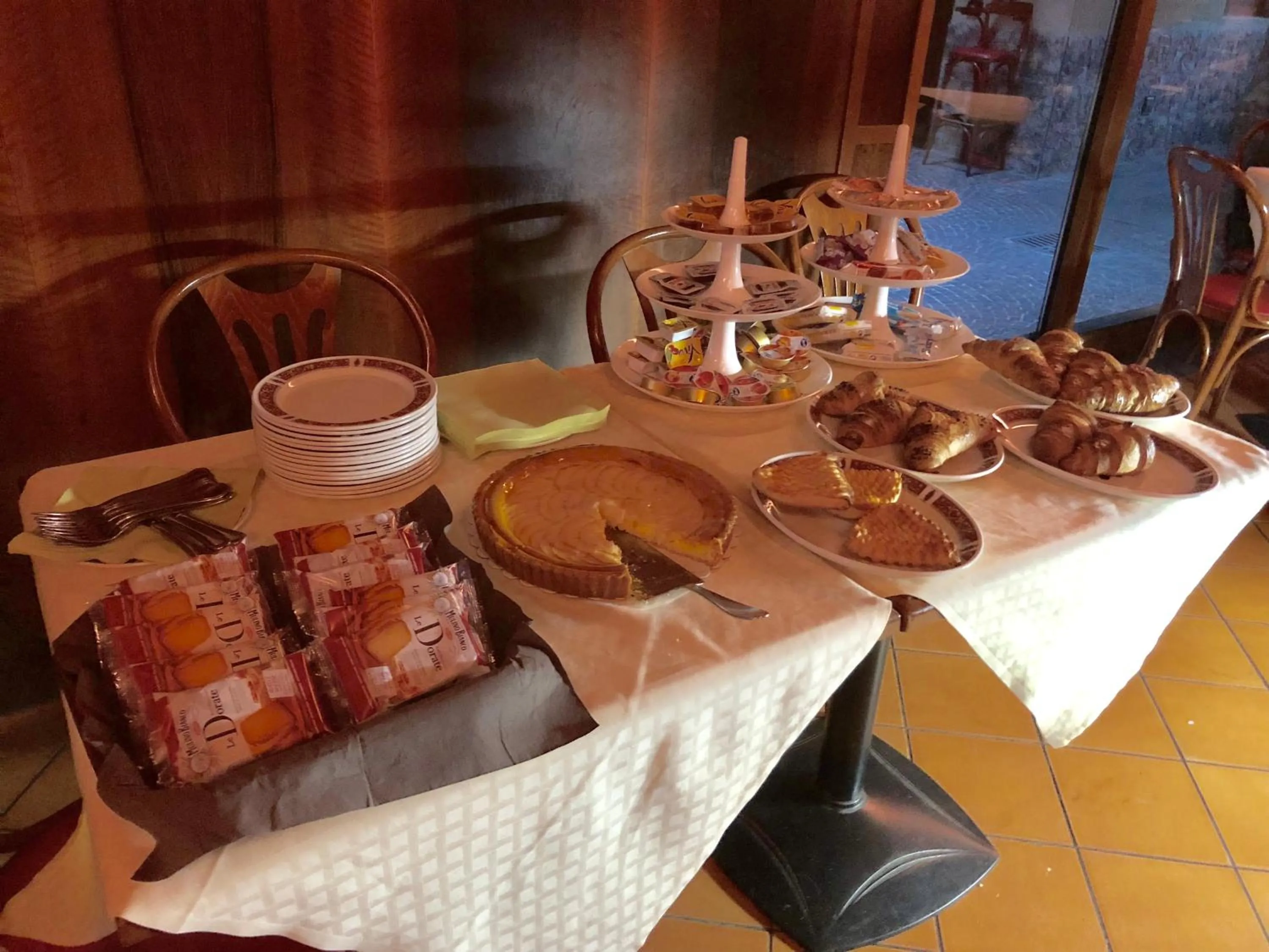 Italian breakfast in Hotel Karol