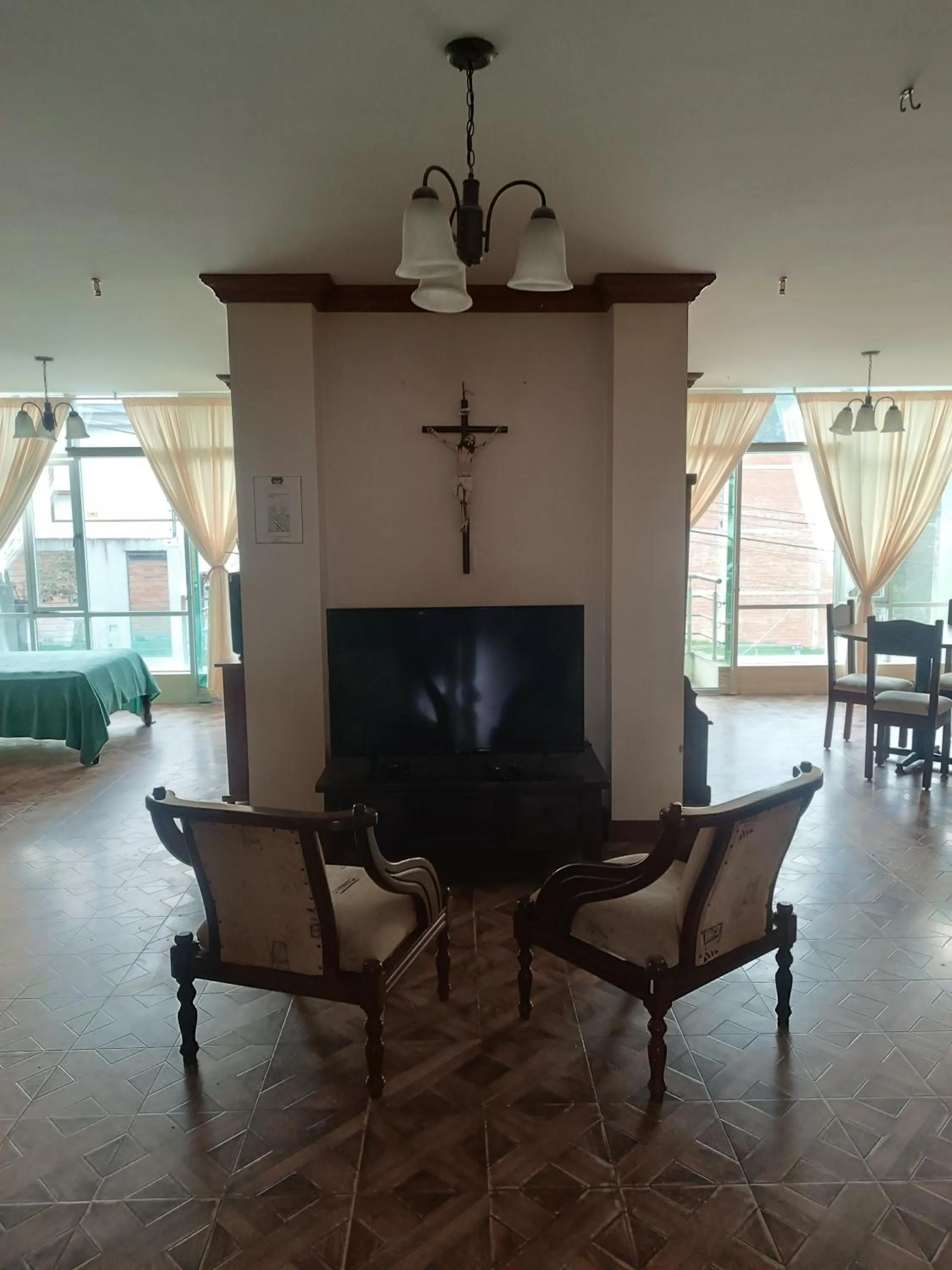 Decorative detail in El Cardenal Hotel