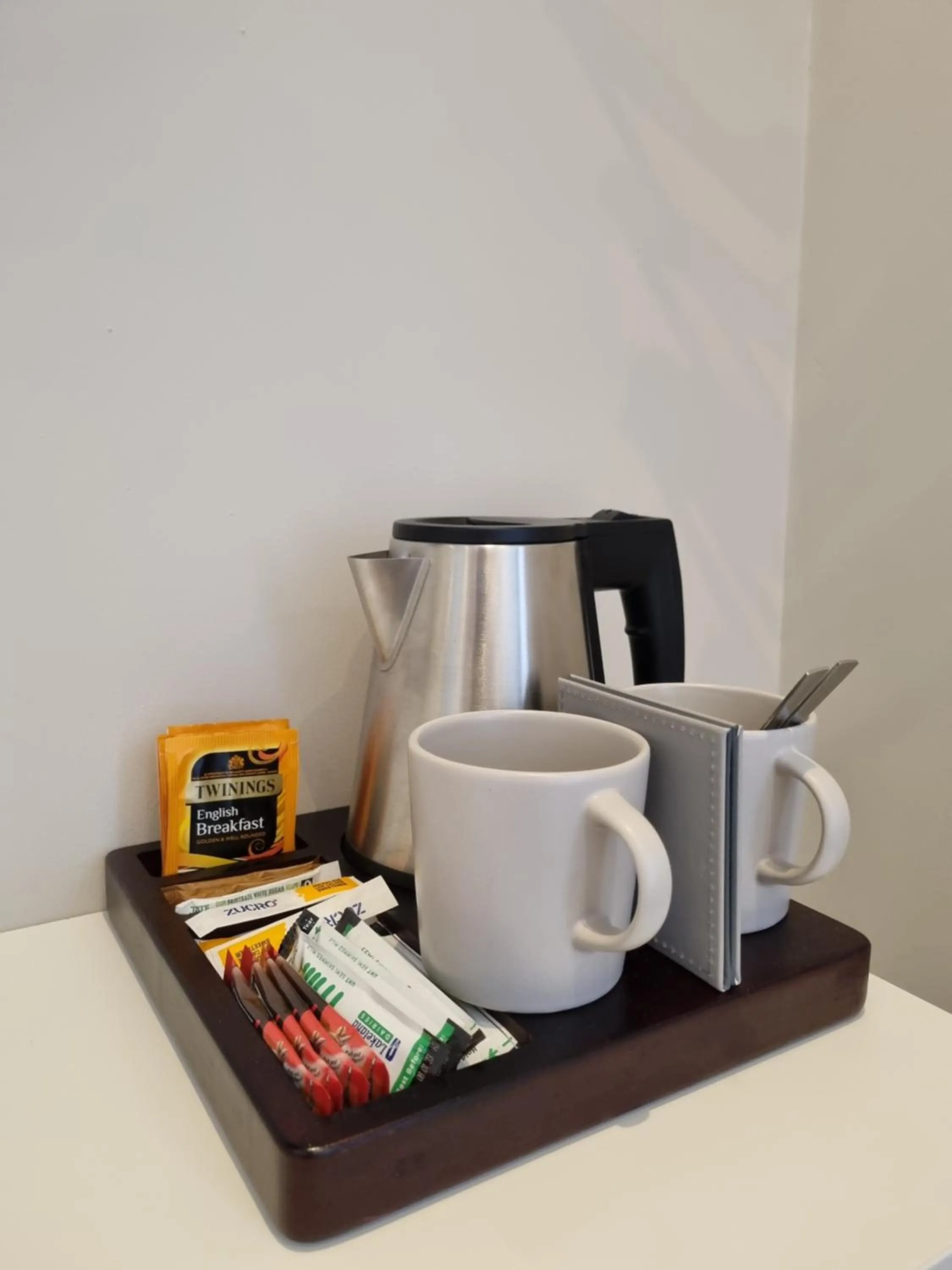 Coffee/tea facilities in Hotel CG London