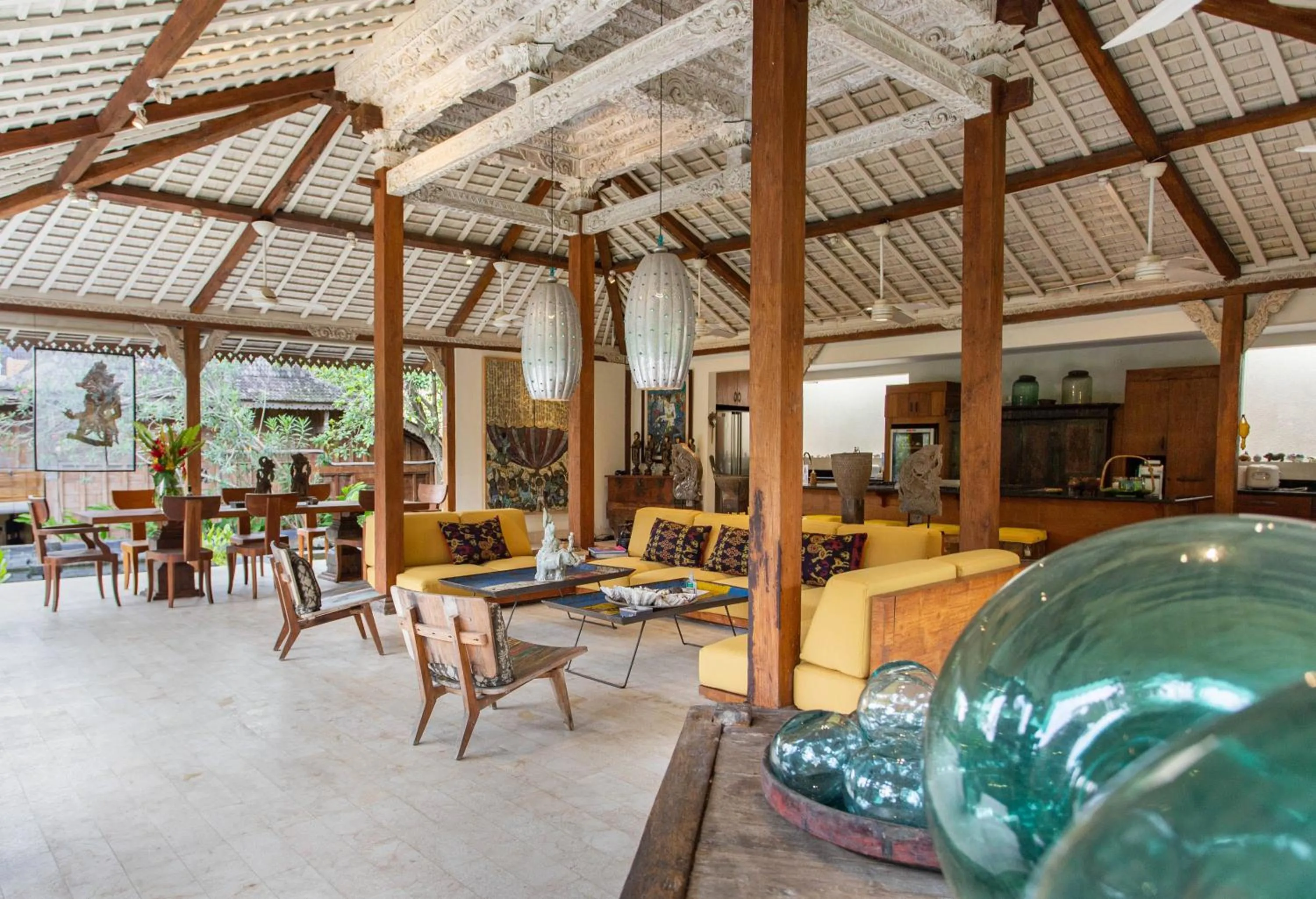 Living room in Wayang Retreat