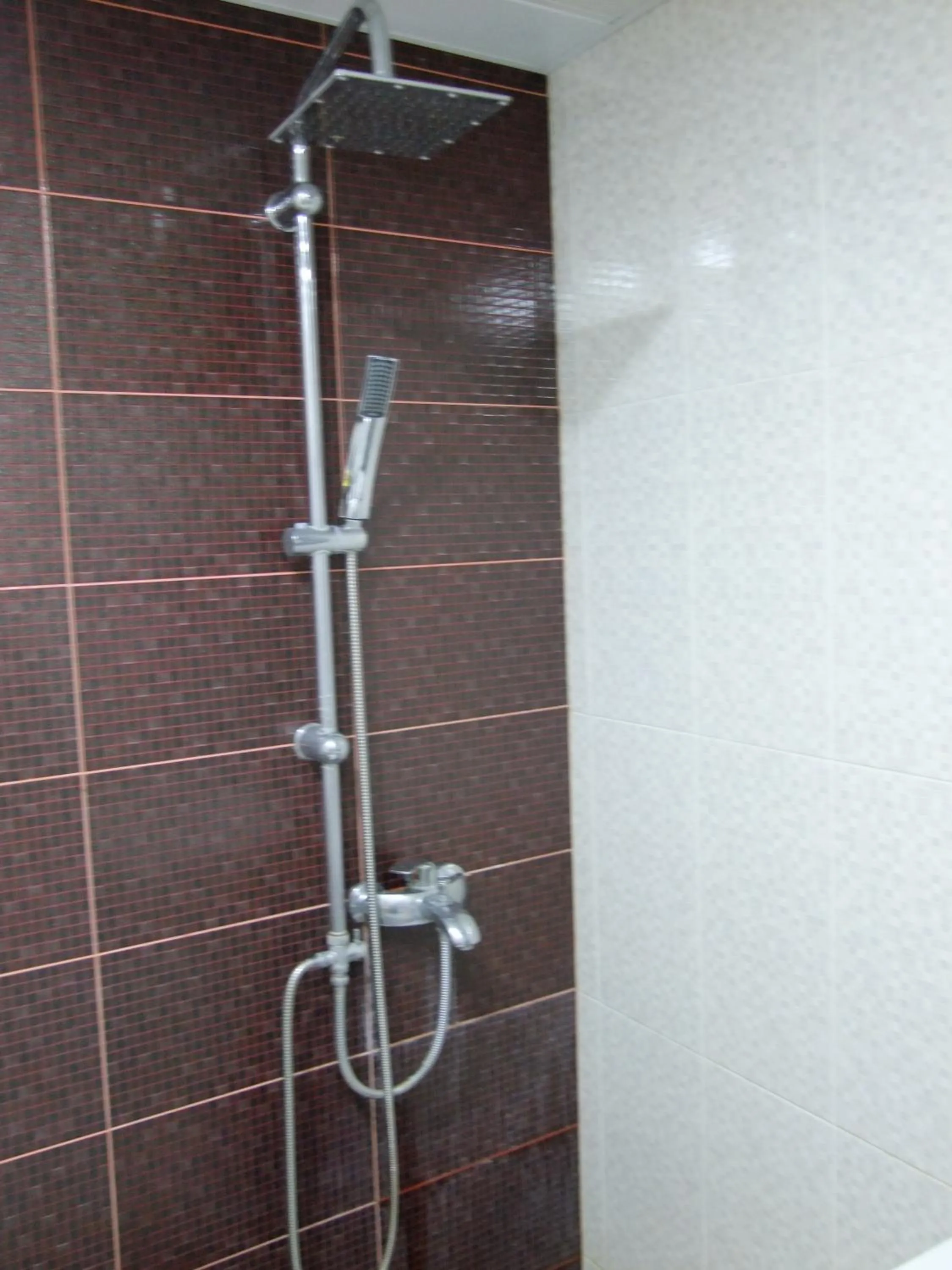 Shower in Yerevan center apartment 5A