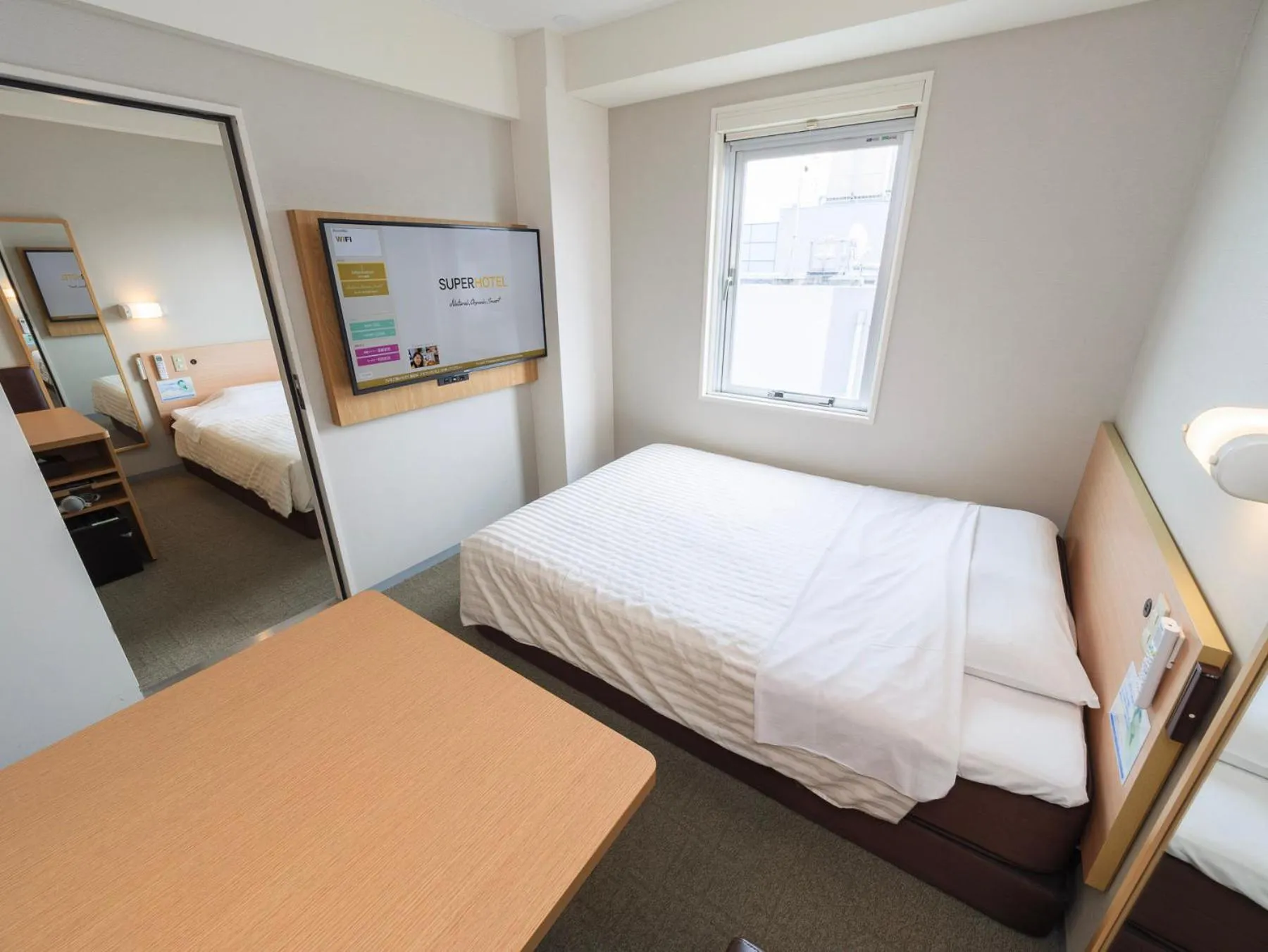 Bed in Super Hotel Ueno-Okachimachi