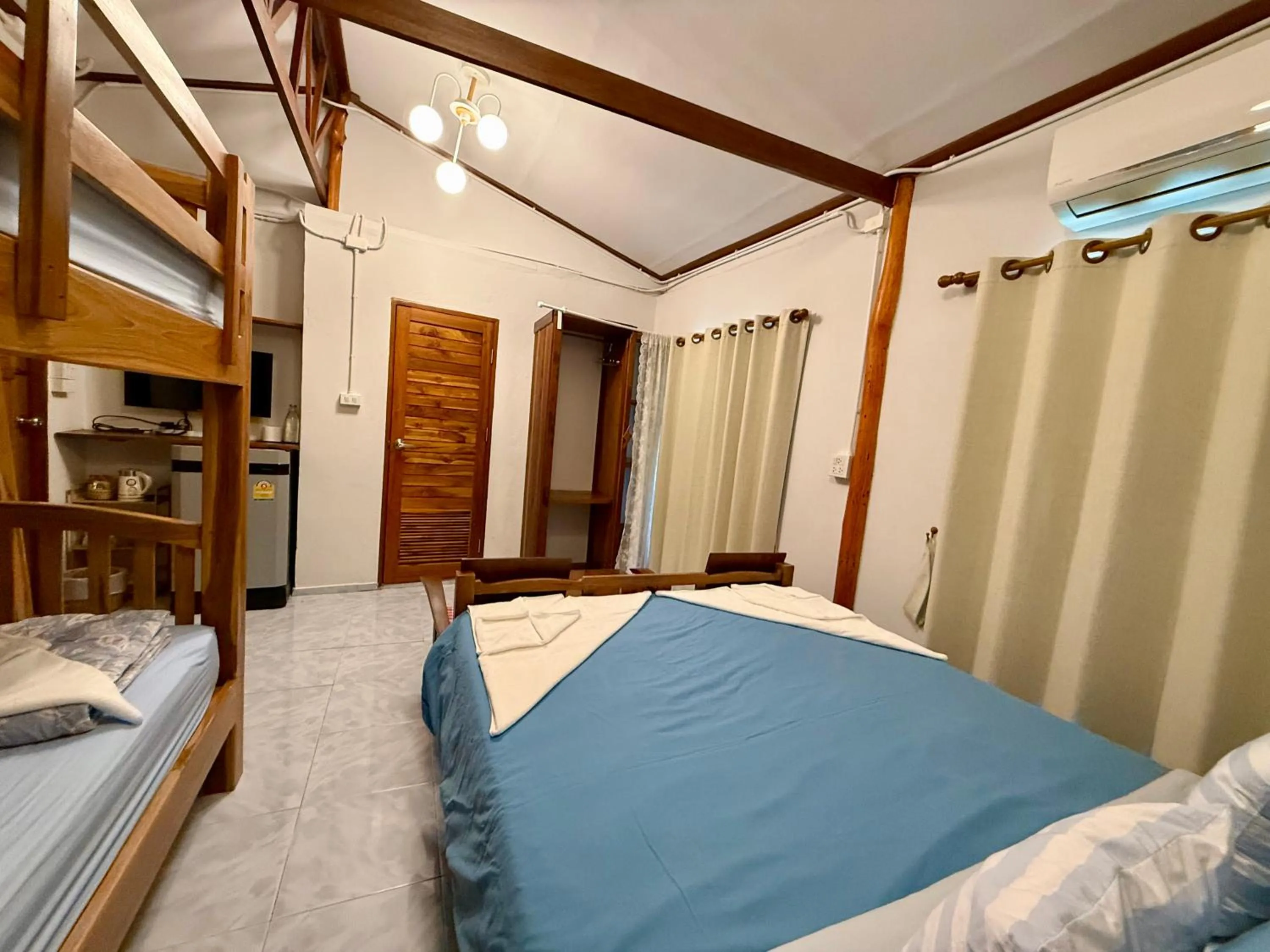 Bed in Baan Chan Lay Koh Chang