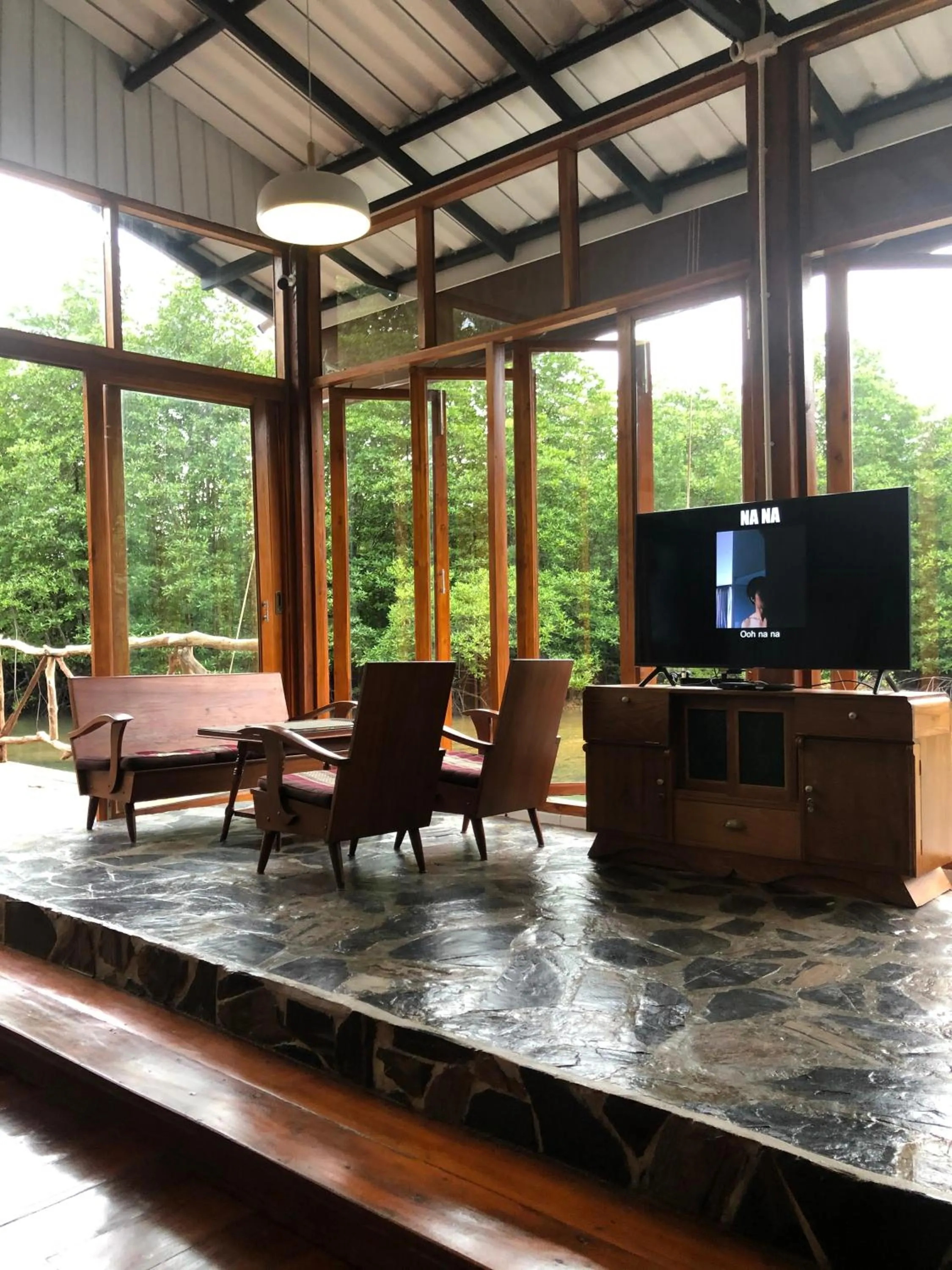 Property building in Baan Chan Lay Koh Chang