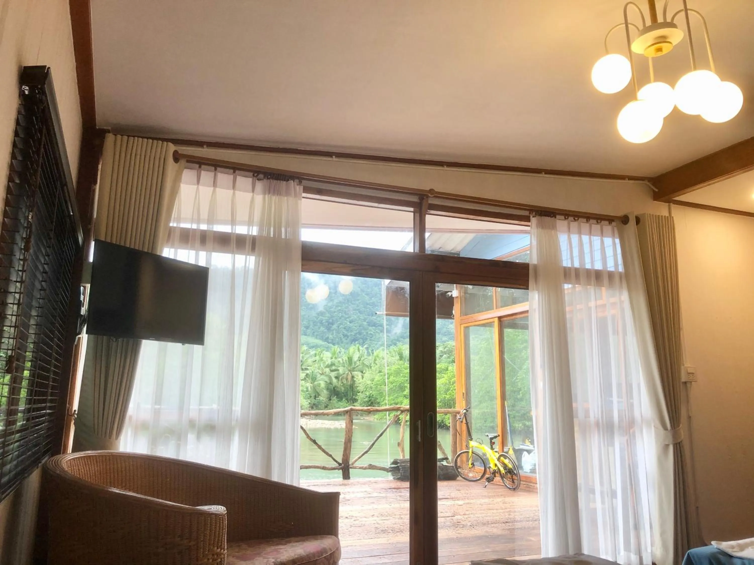 Photo of the whole room in Baan Chan Lay Koh Chang