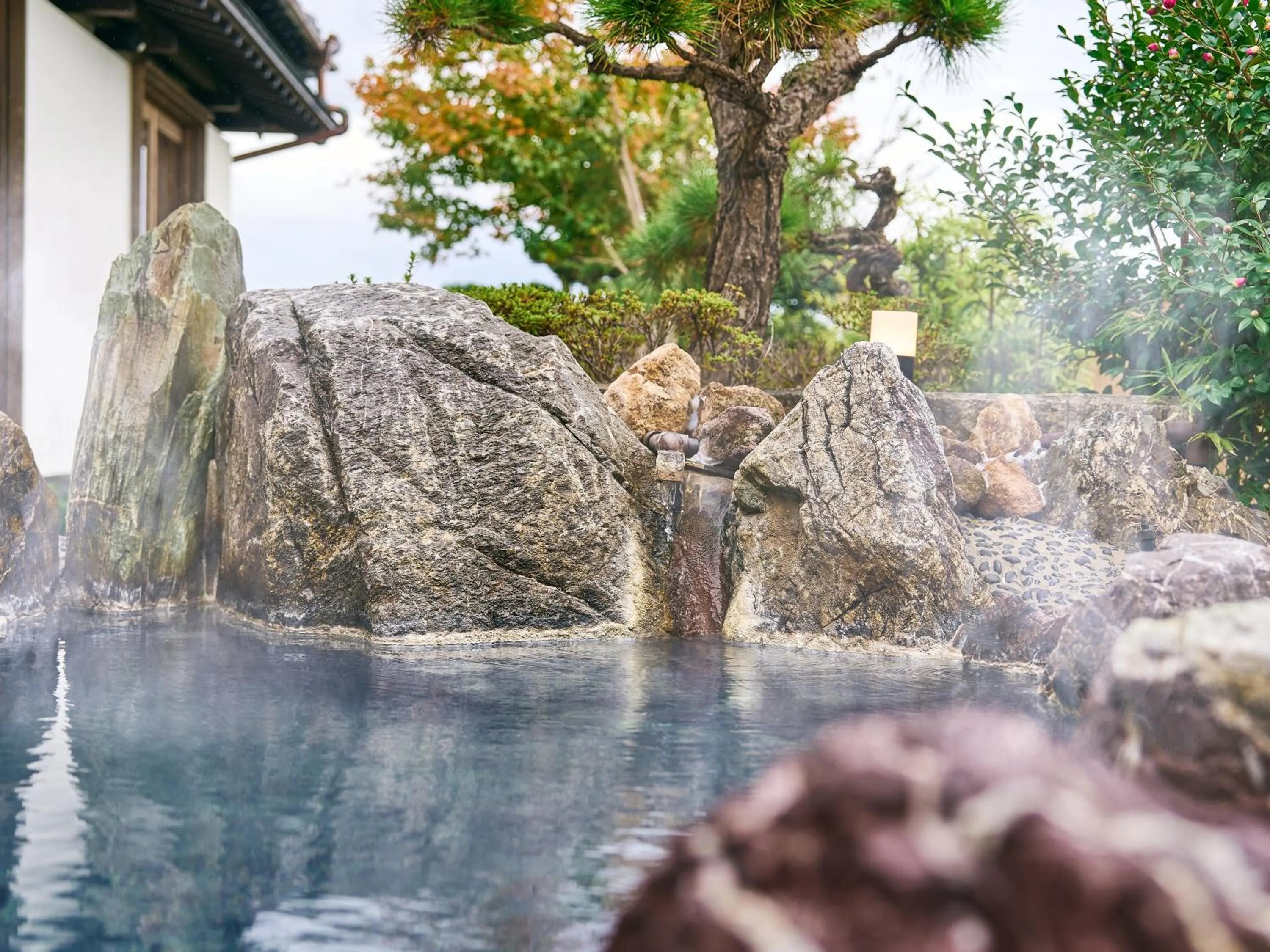 Hot Spring Bath in Kannawaen