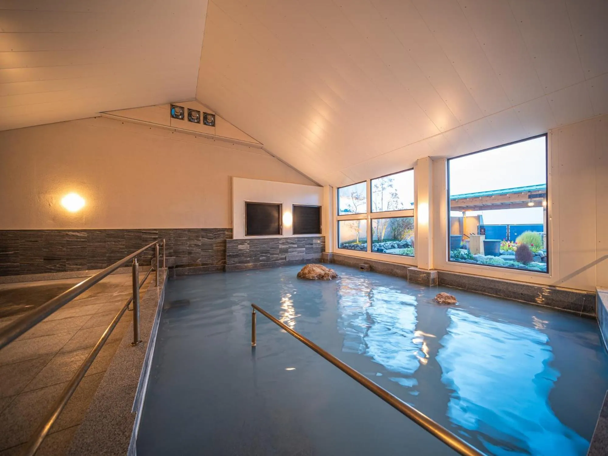 Public Bath in Kannawaen