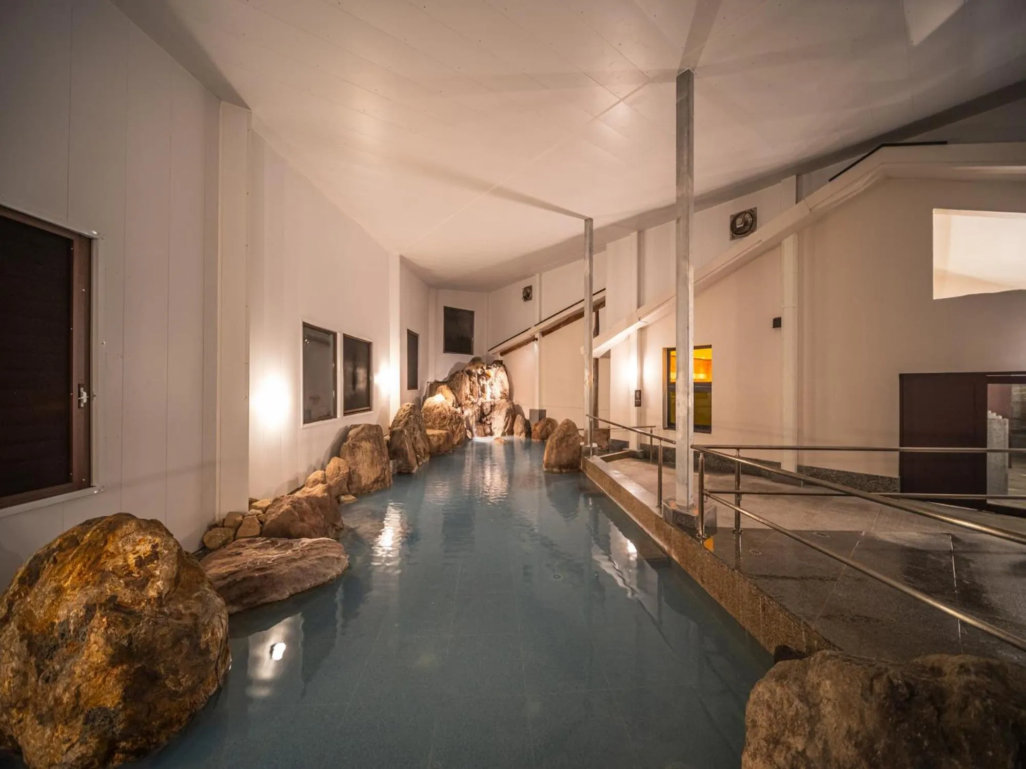 Public Bath in Kannawaen