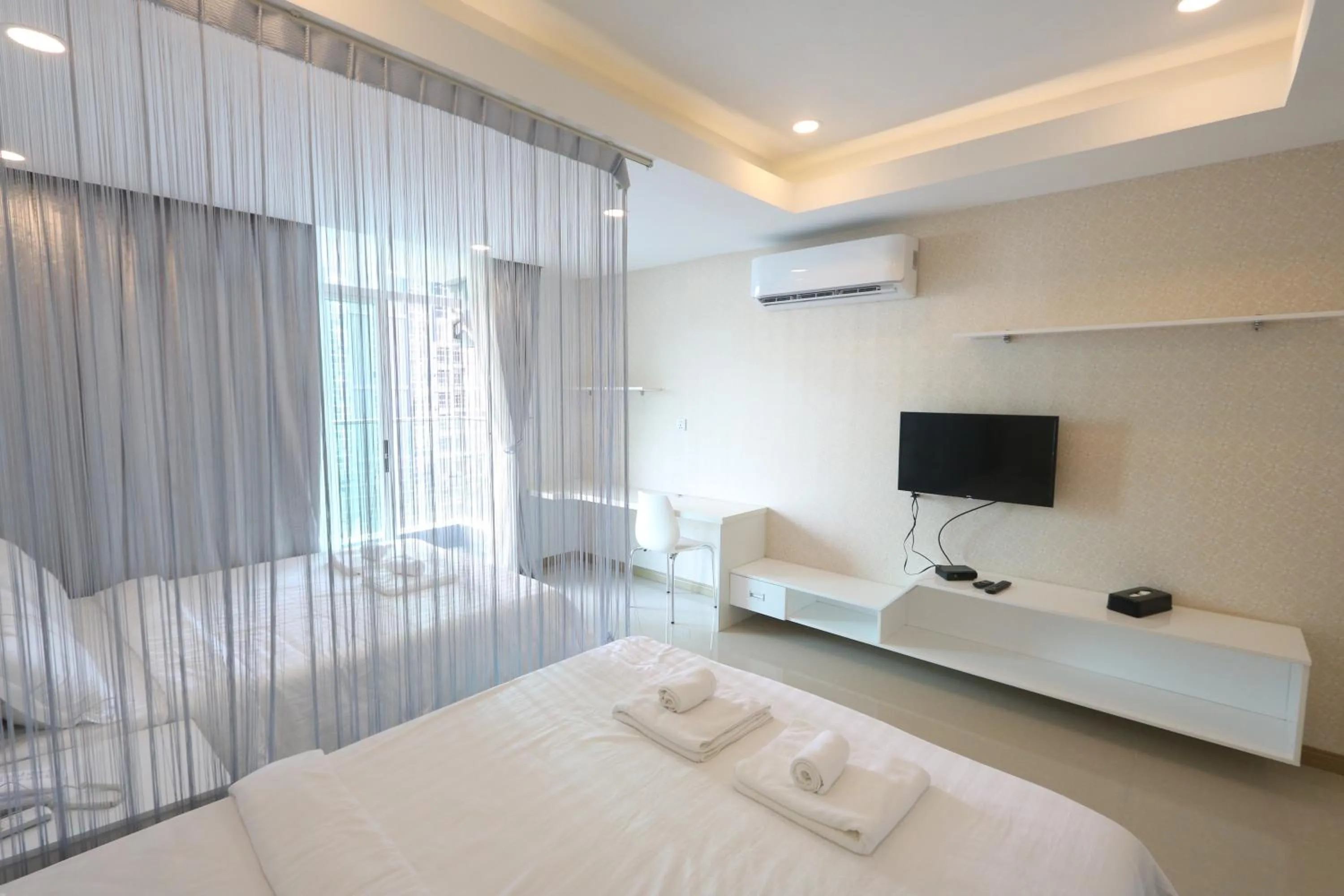 TV and multimedia, Bed in CA&SA Serviced Apartment