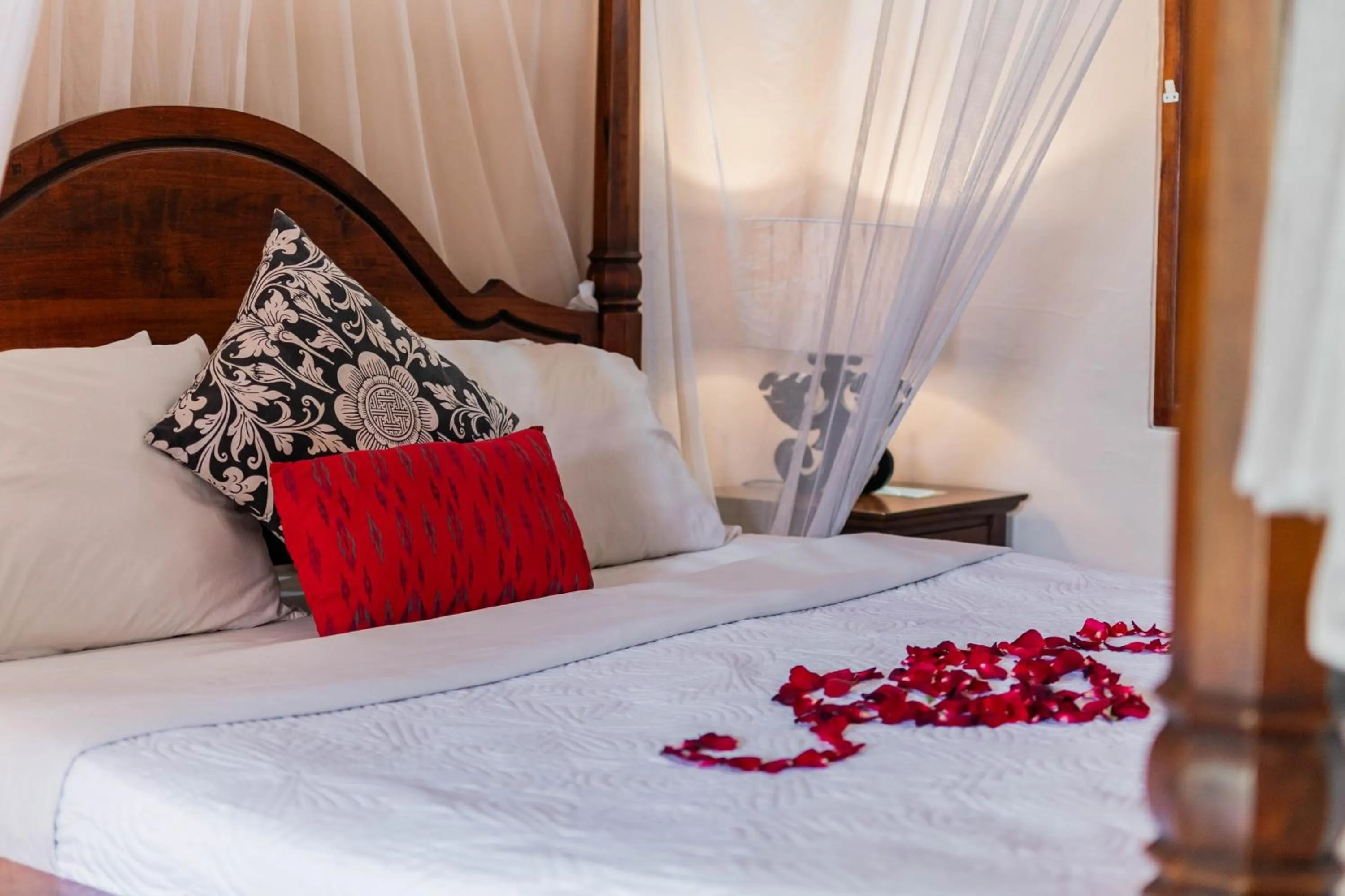 Bed in Honeymoon Guesthouse