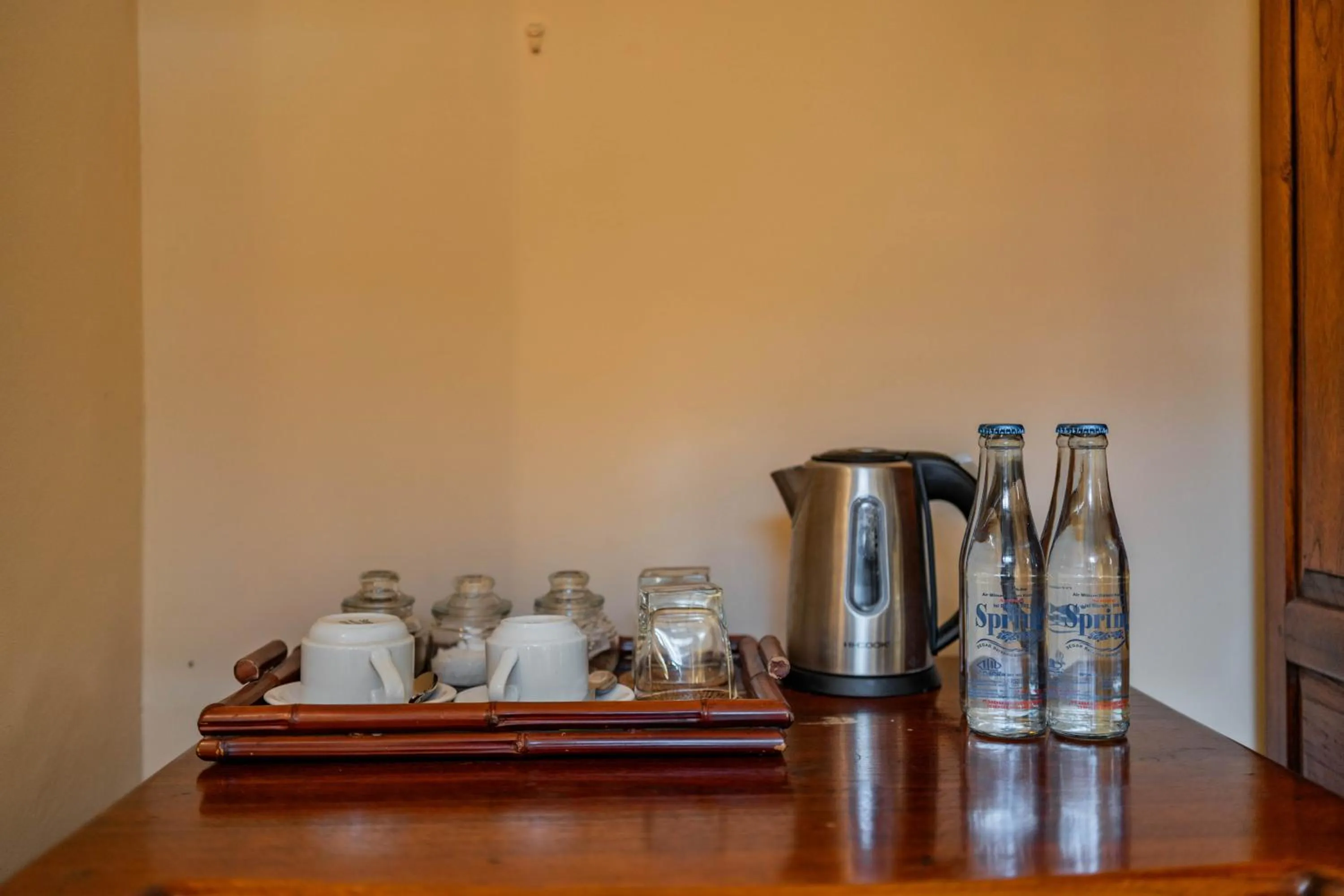 Coffee/tea facilities in Honeymoon Guesthouse