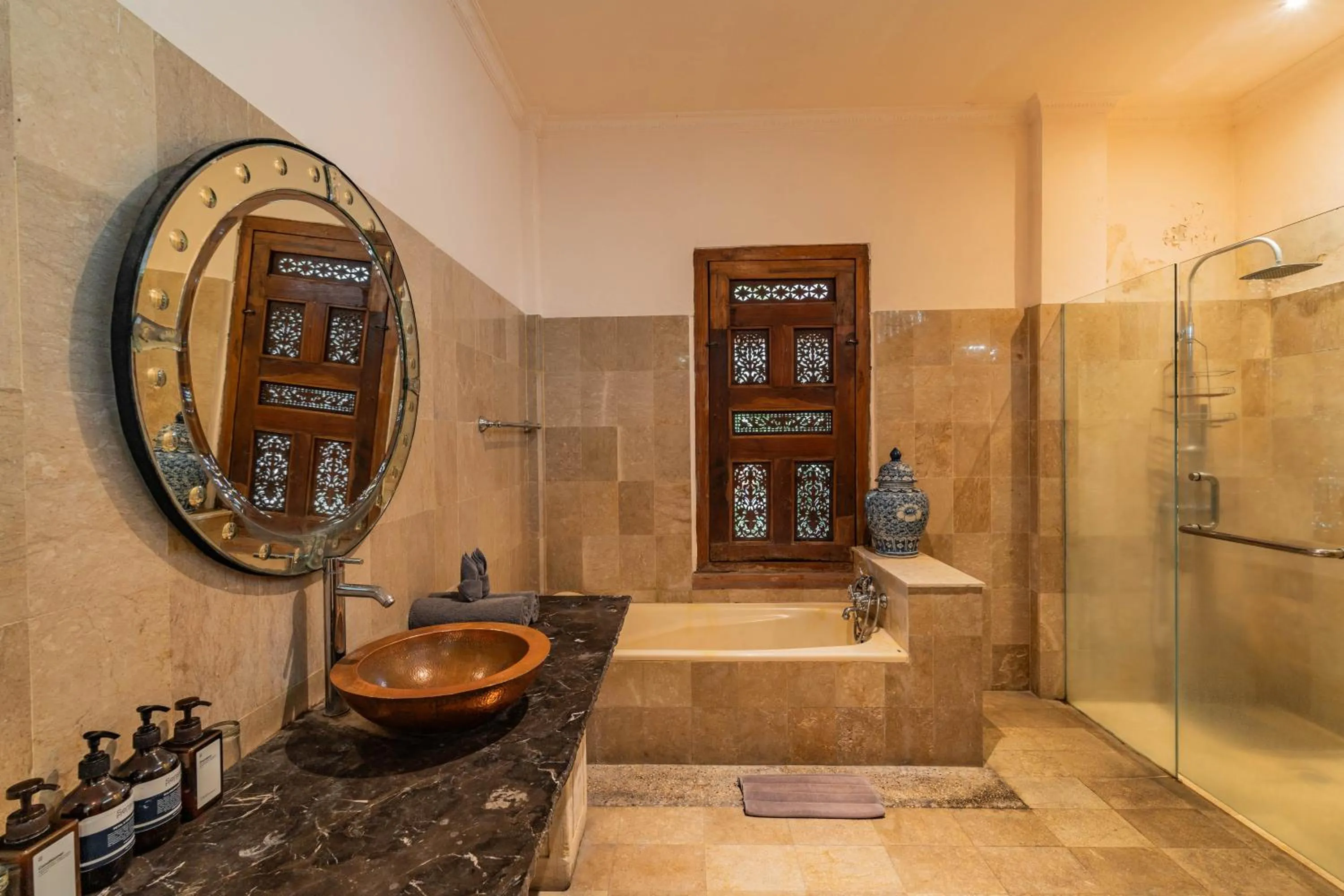 Bathroom in Honeymoon Guesthouse