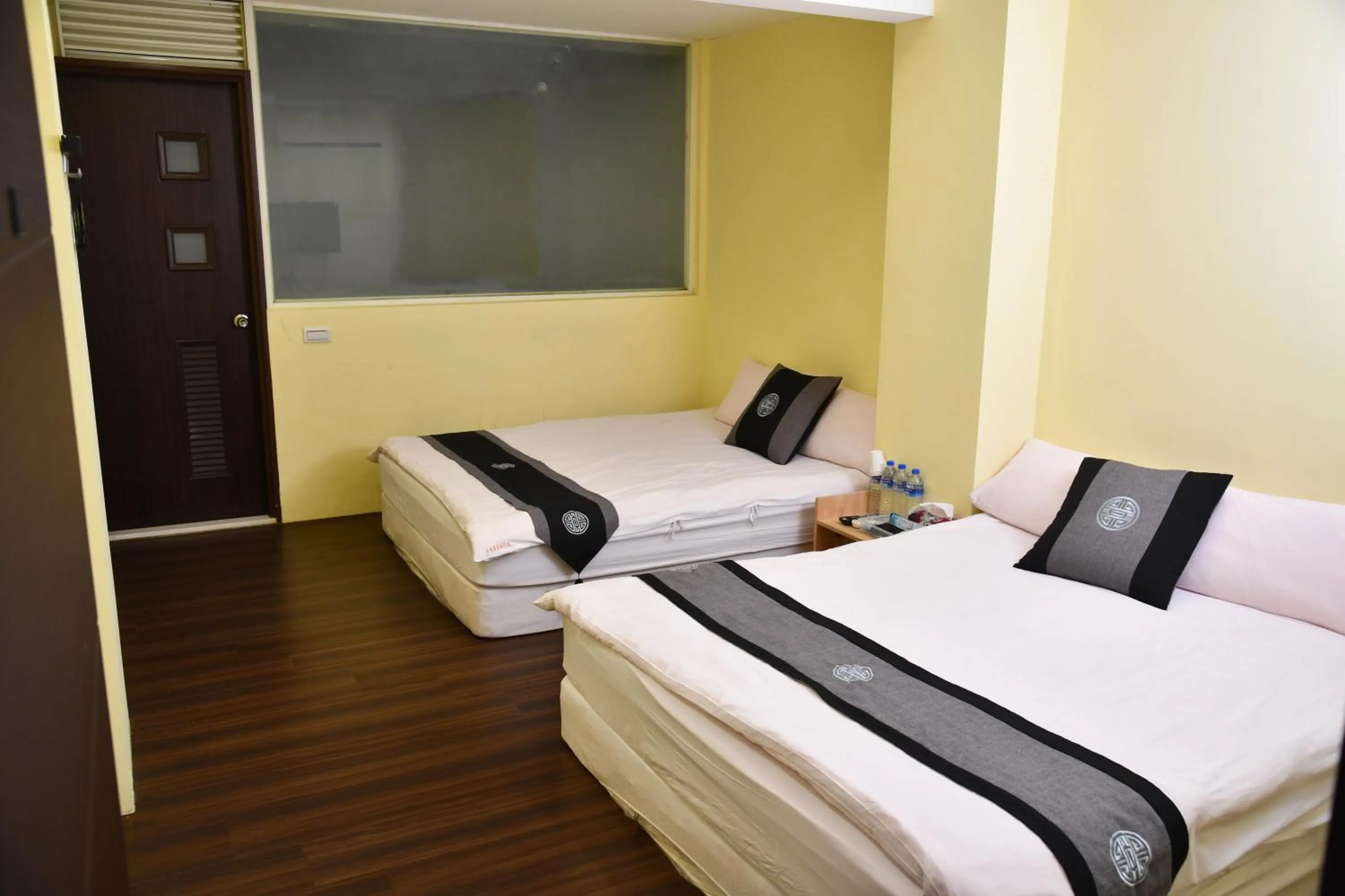 Bedroom, Bed in Way Young House