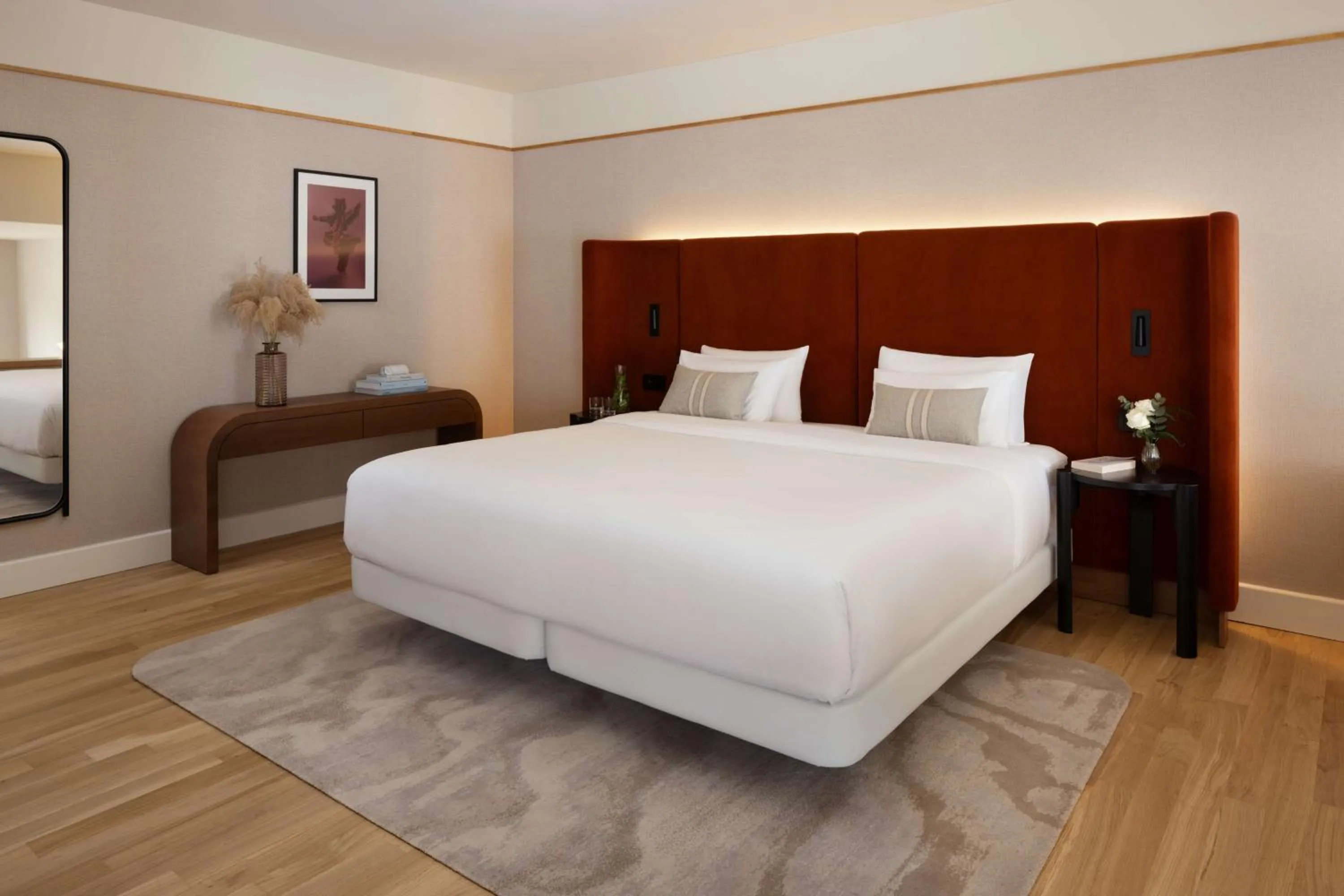 Photo of the whole room, Bed in NH Collection Gent