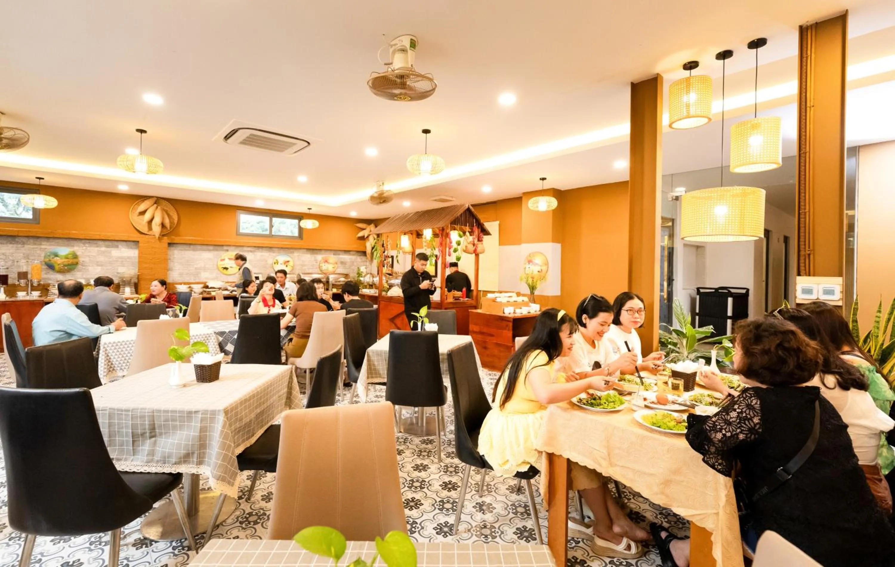 Breakfast in Luxor Boutique Hotel Phu Quoc