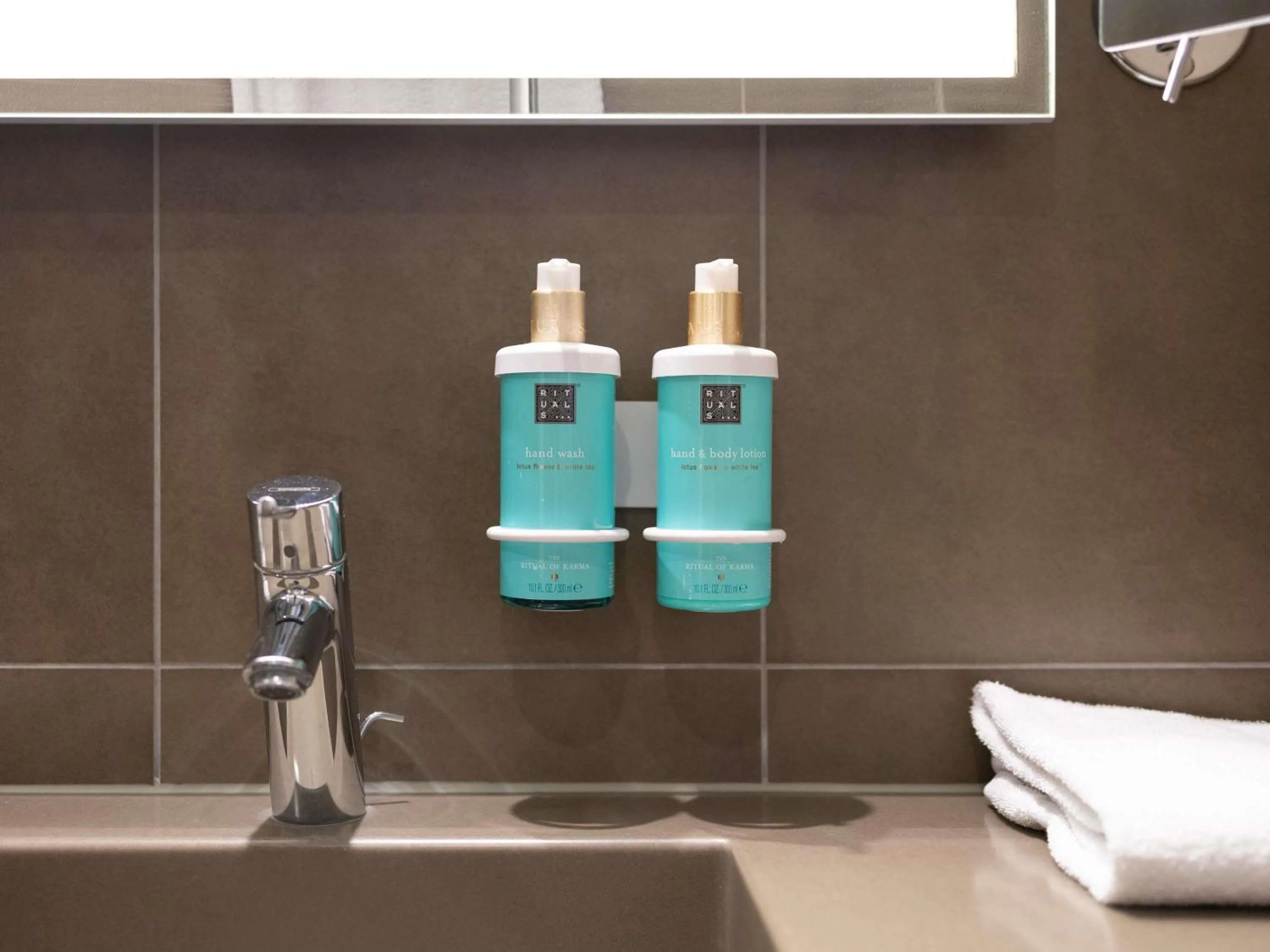 Bedroom in Novotel Brussels City Centre