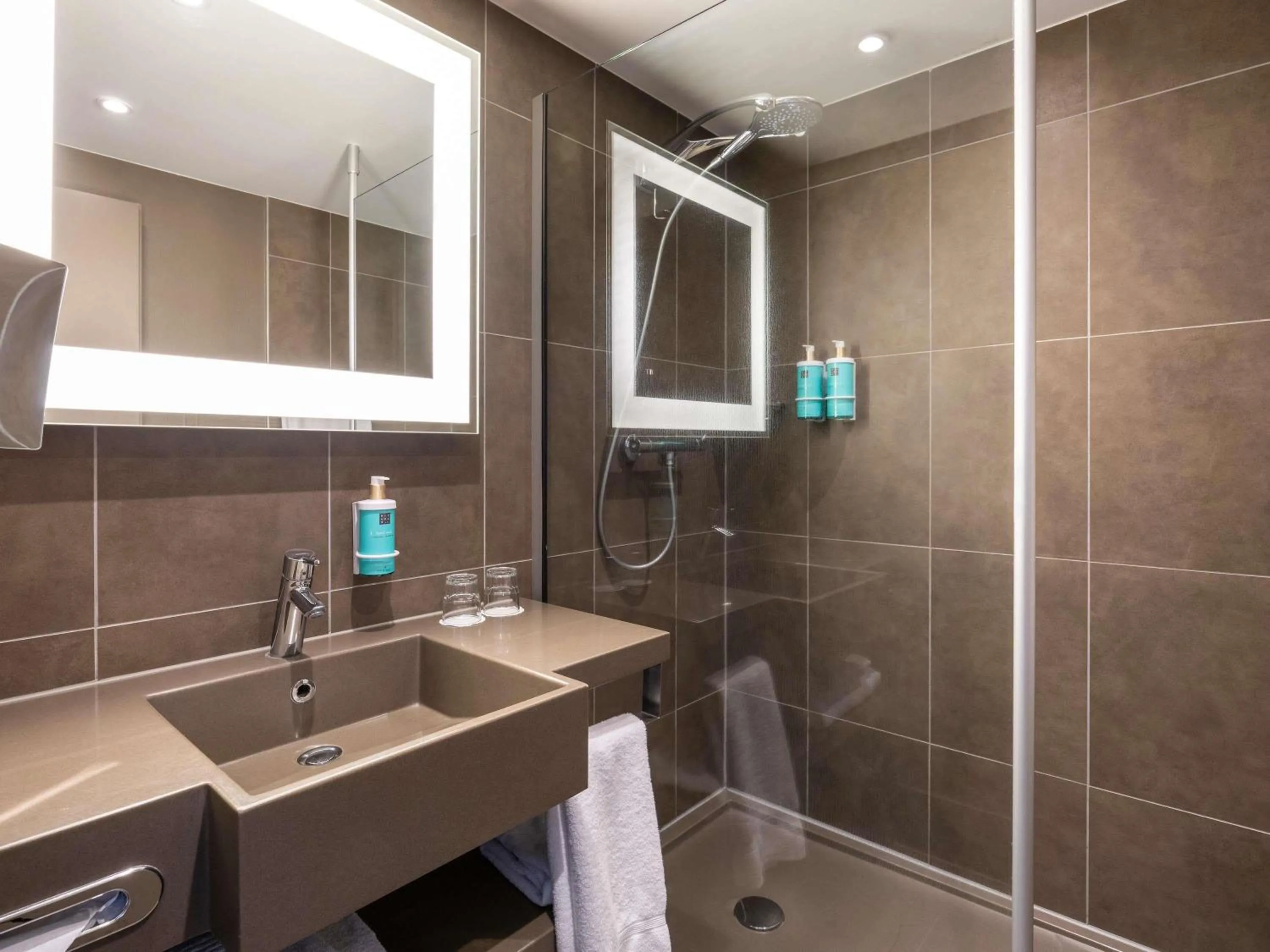 Bedroom in Novotel Brussels City Centre