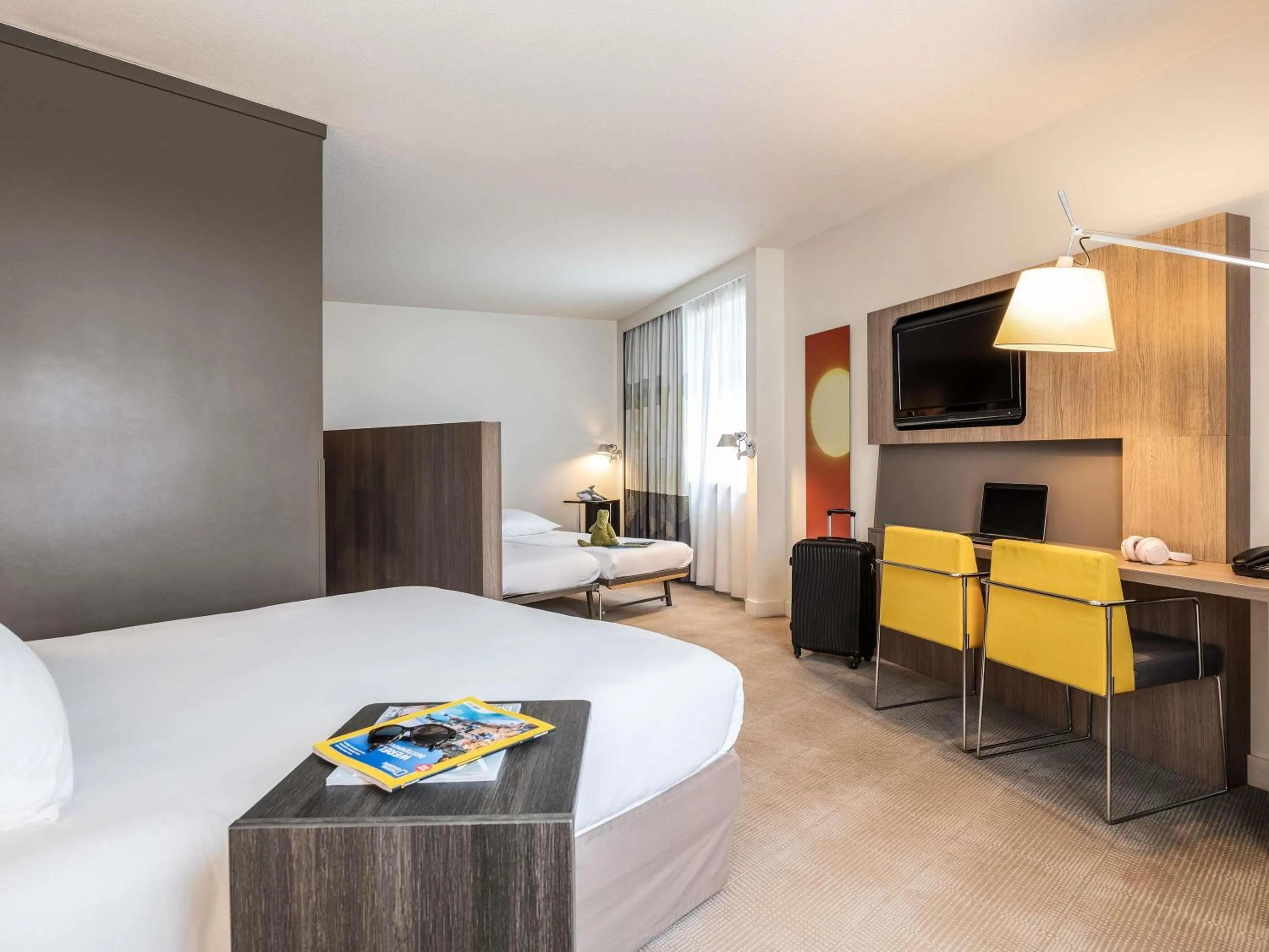 Bedroom, Bed in Novotel Brussels City Centre