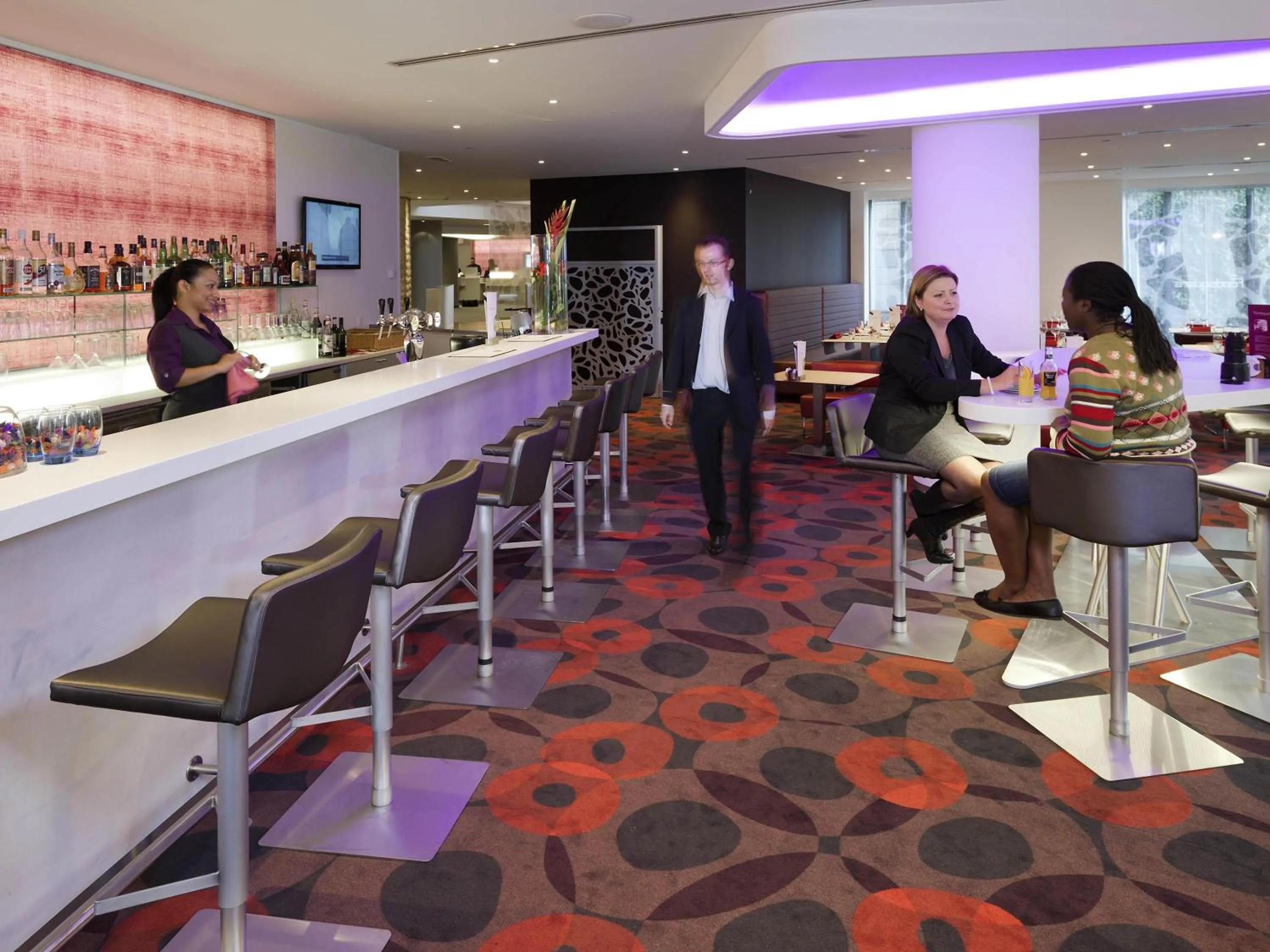 Lounge or bar in Novotel Brussels City Centre