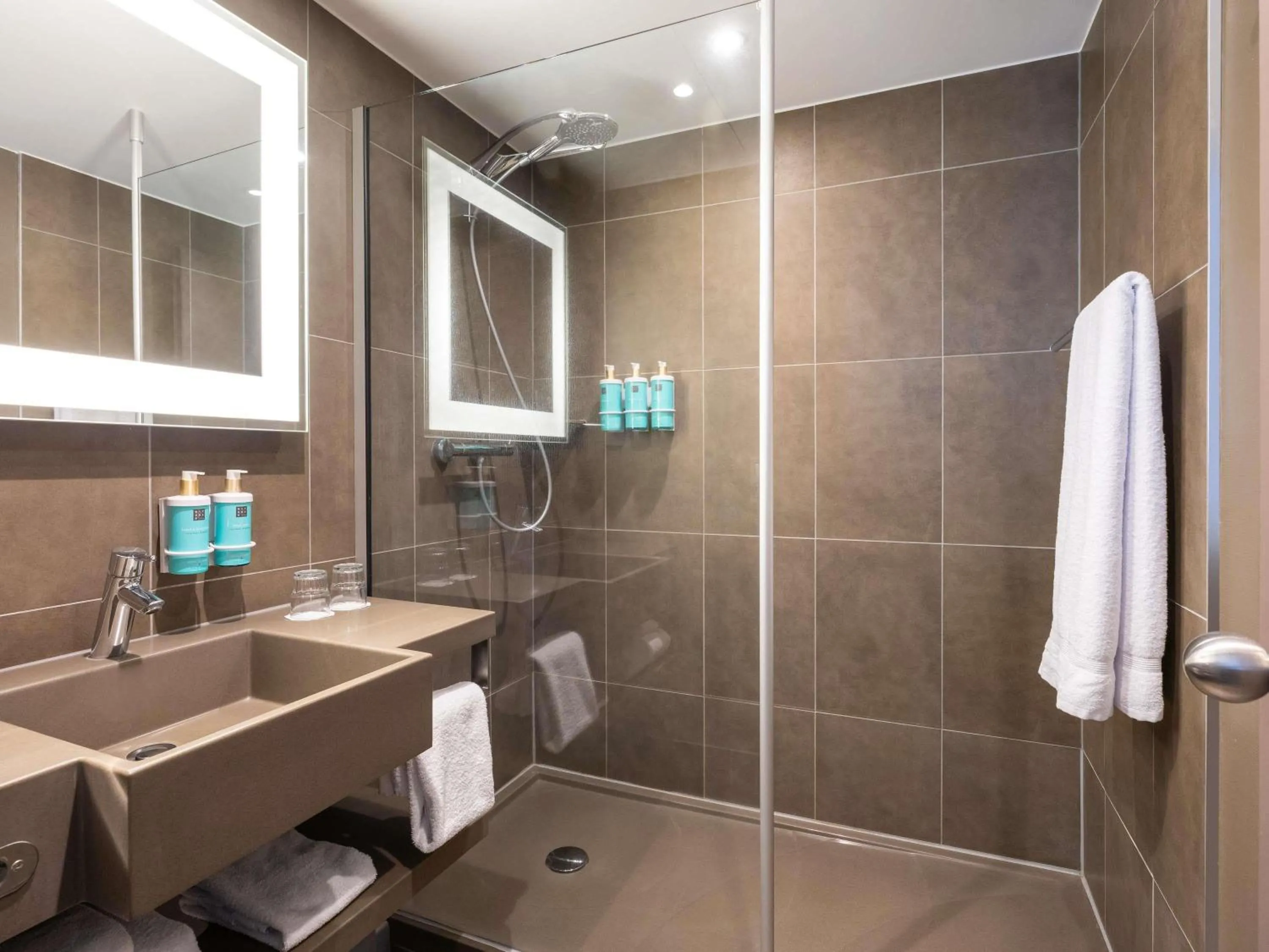 Bedroom in Novotel Brussels City Centre