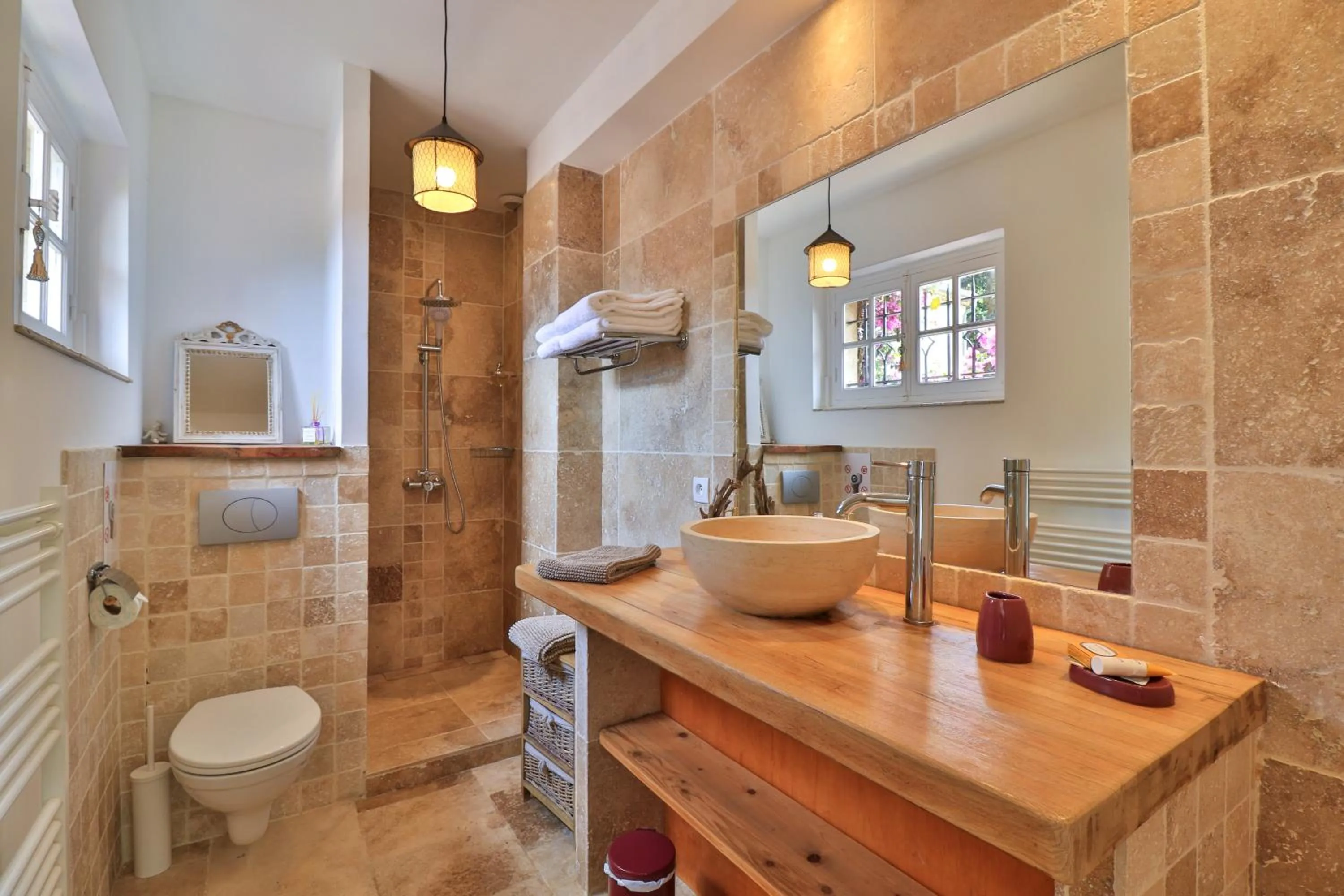 Bathroom in Le Mazet de Tourrettes