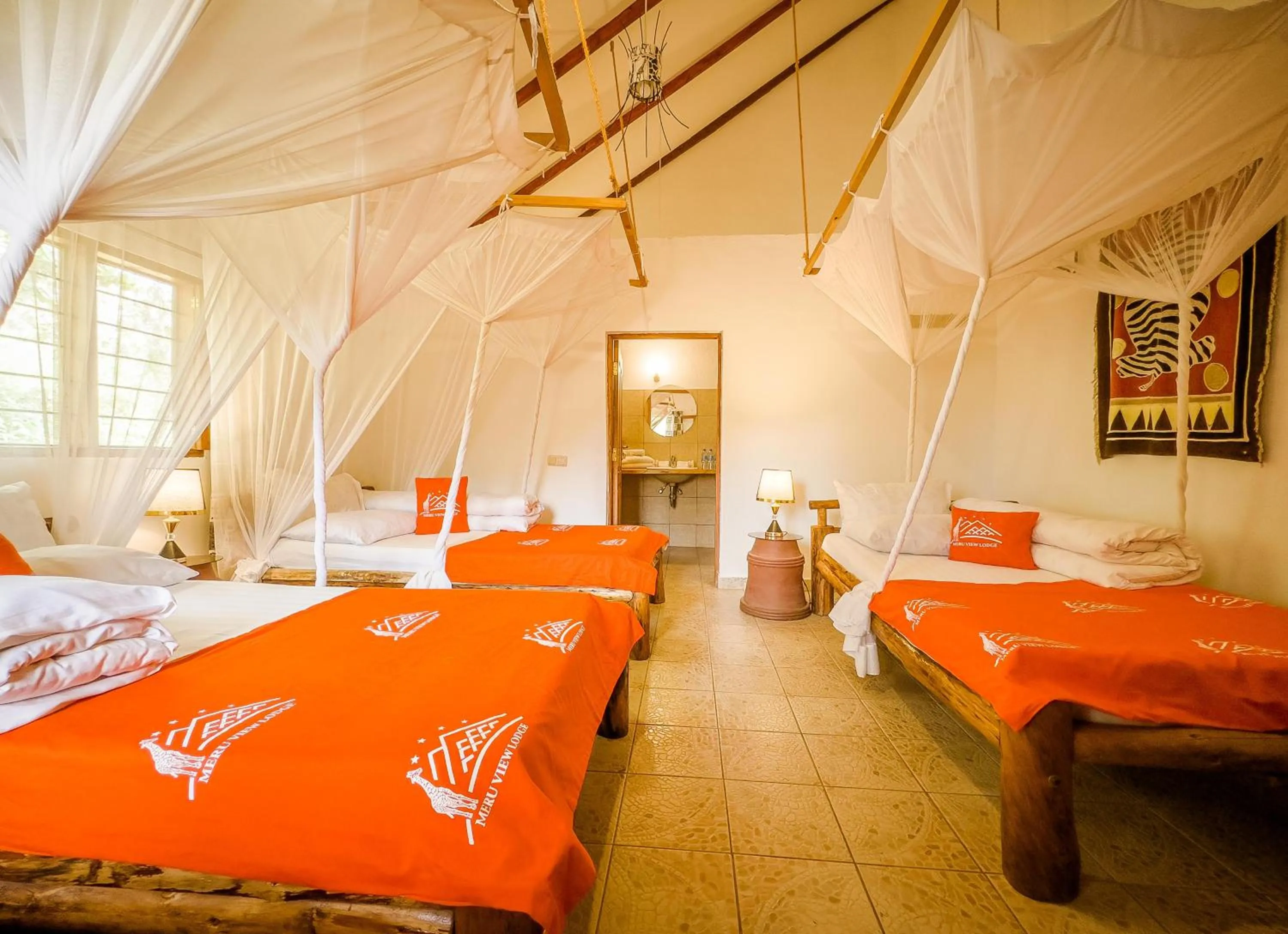 Bed in Meru View Lodge