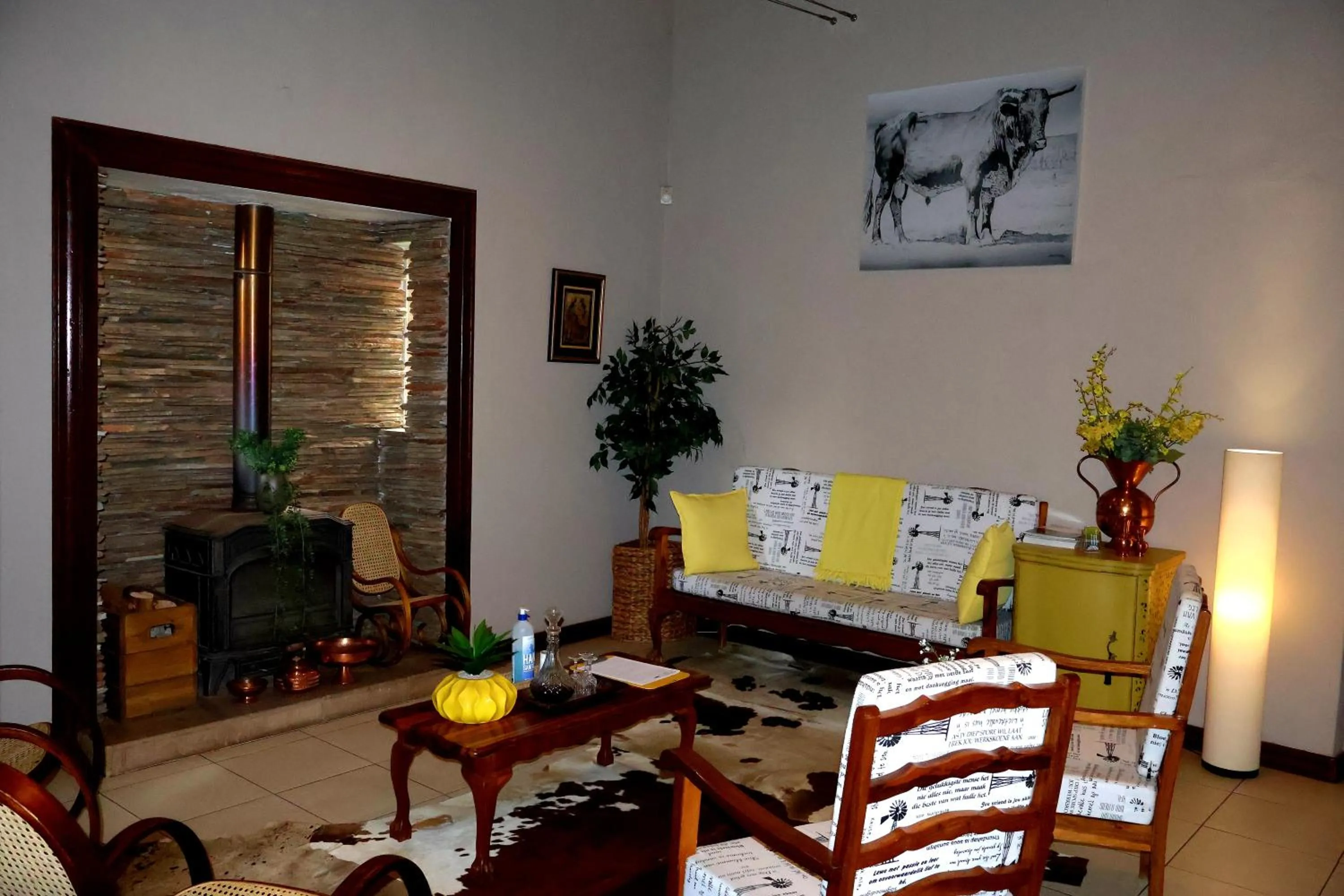 Living room in The Leopard Tree