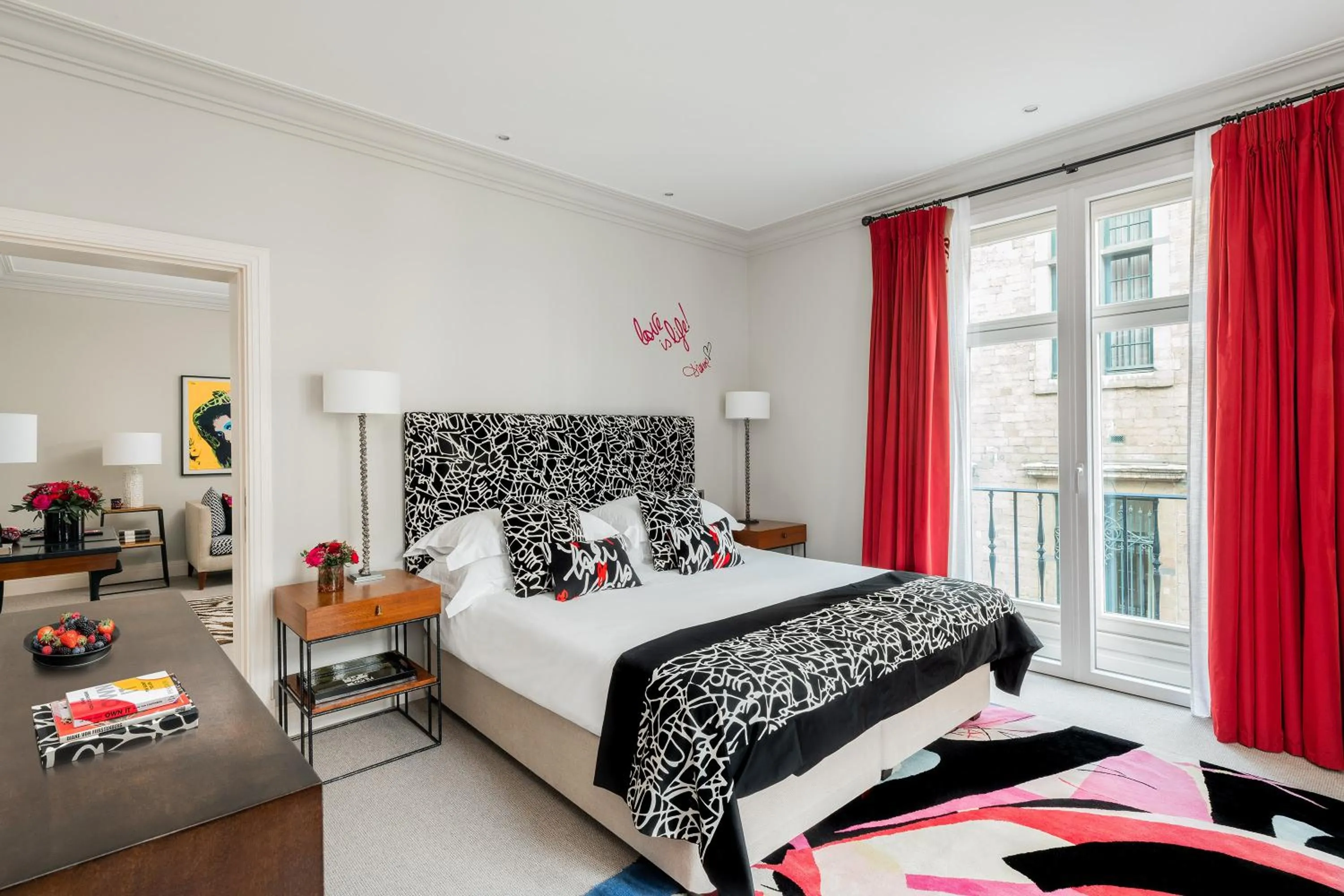 Bed in Rocco Forte Hotel Amigo