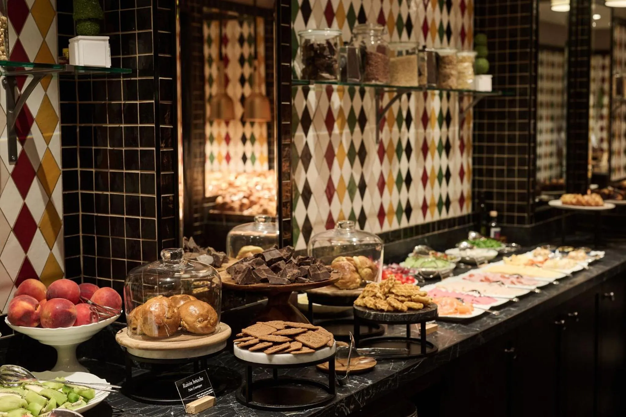 Restaurant/places to eat in Rocco Forte Hotel Amigo