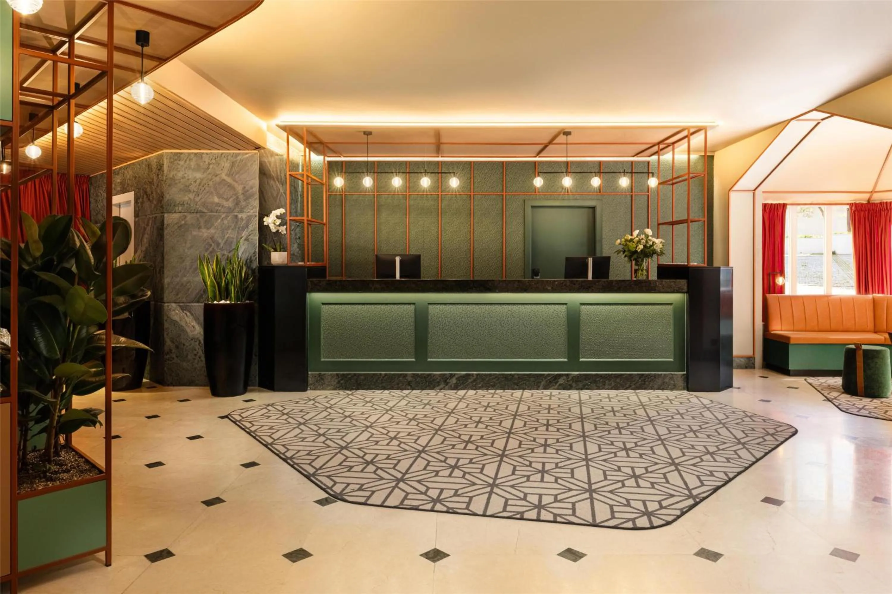 Lobby or reception in NH Brussels Carrefour de L’Europe