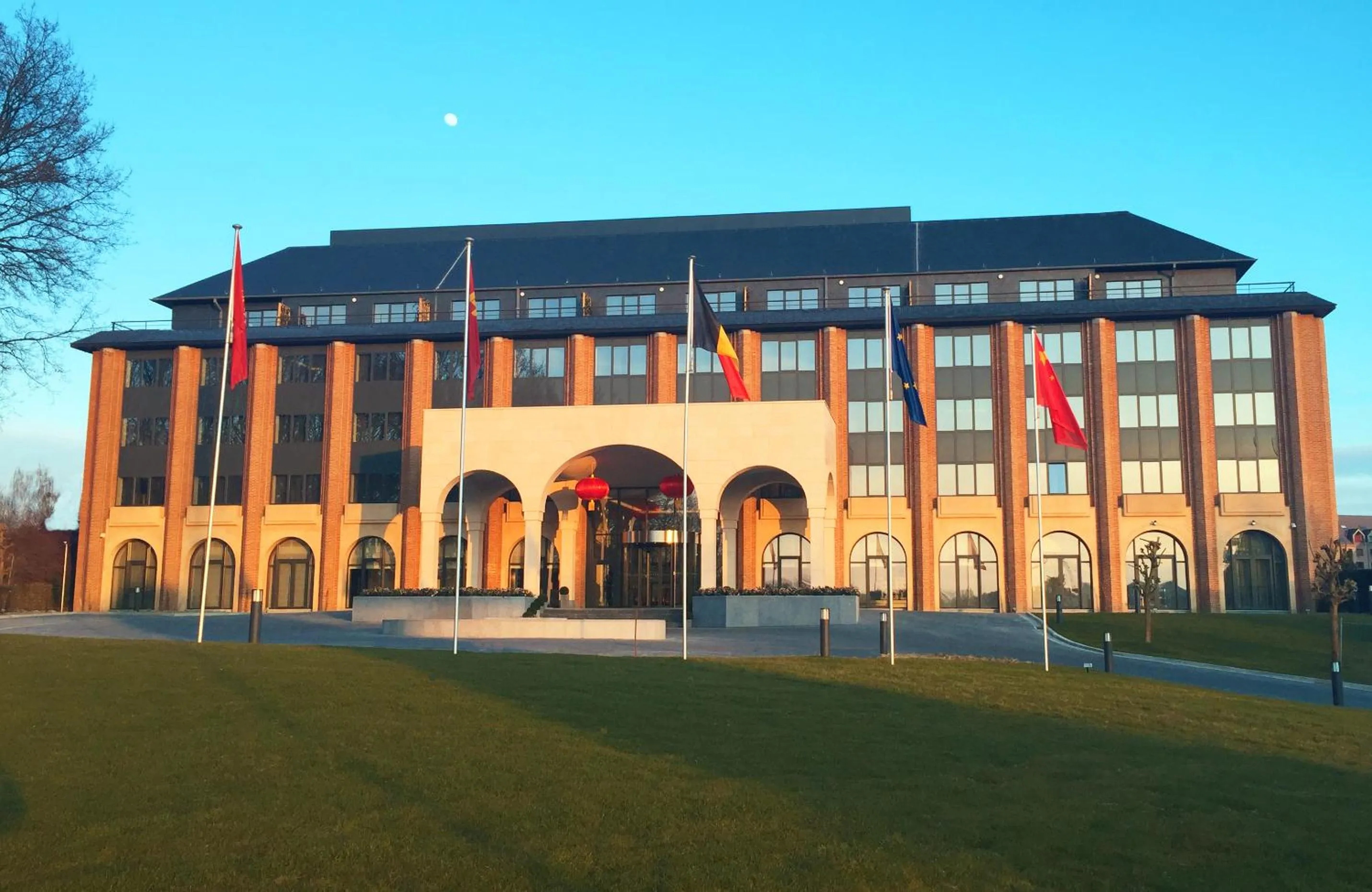 Facade/entrance in Tangla Hotel Brussels