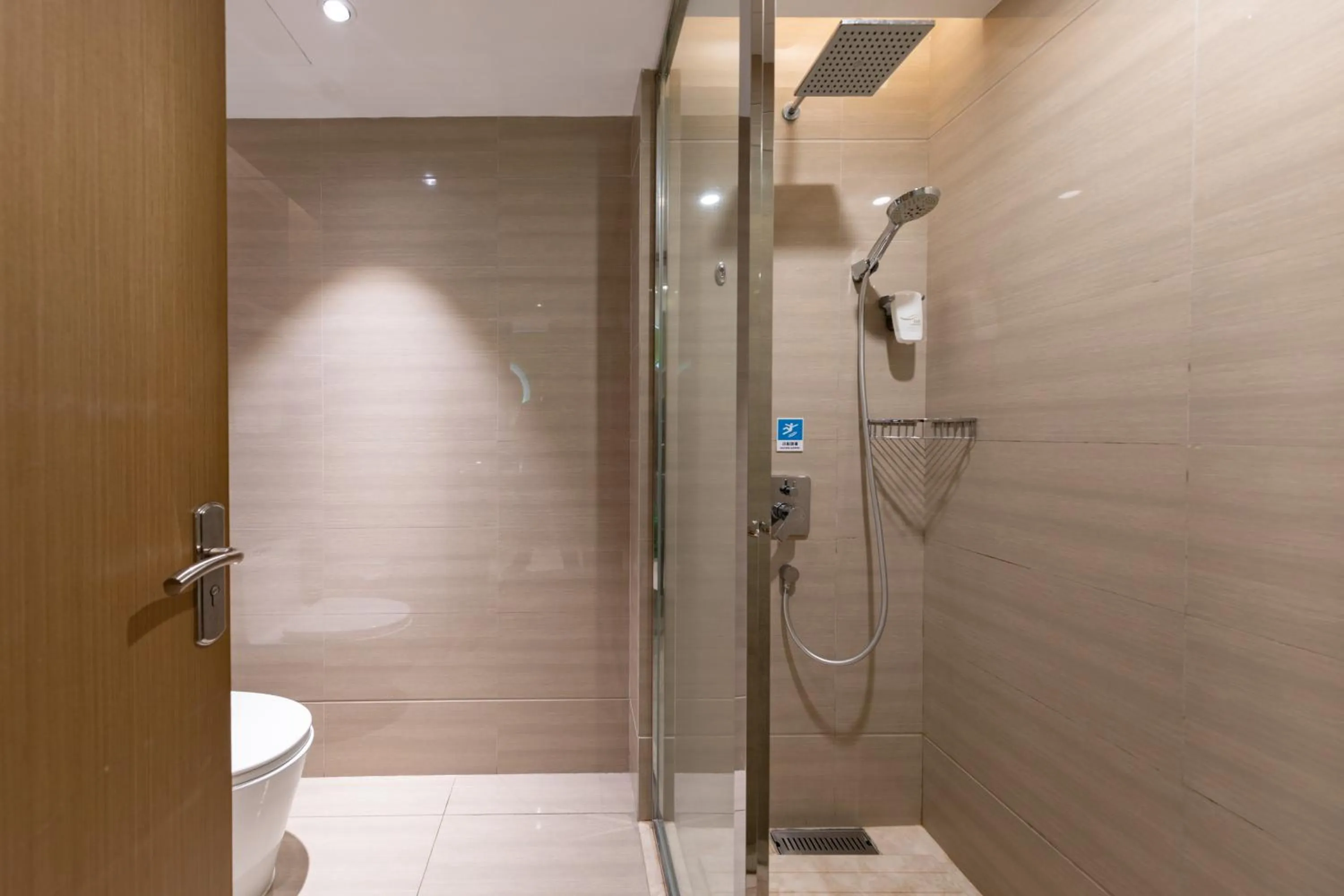 Family in Ibis Styles XM Zhongshan Hotel