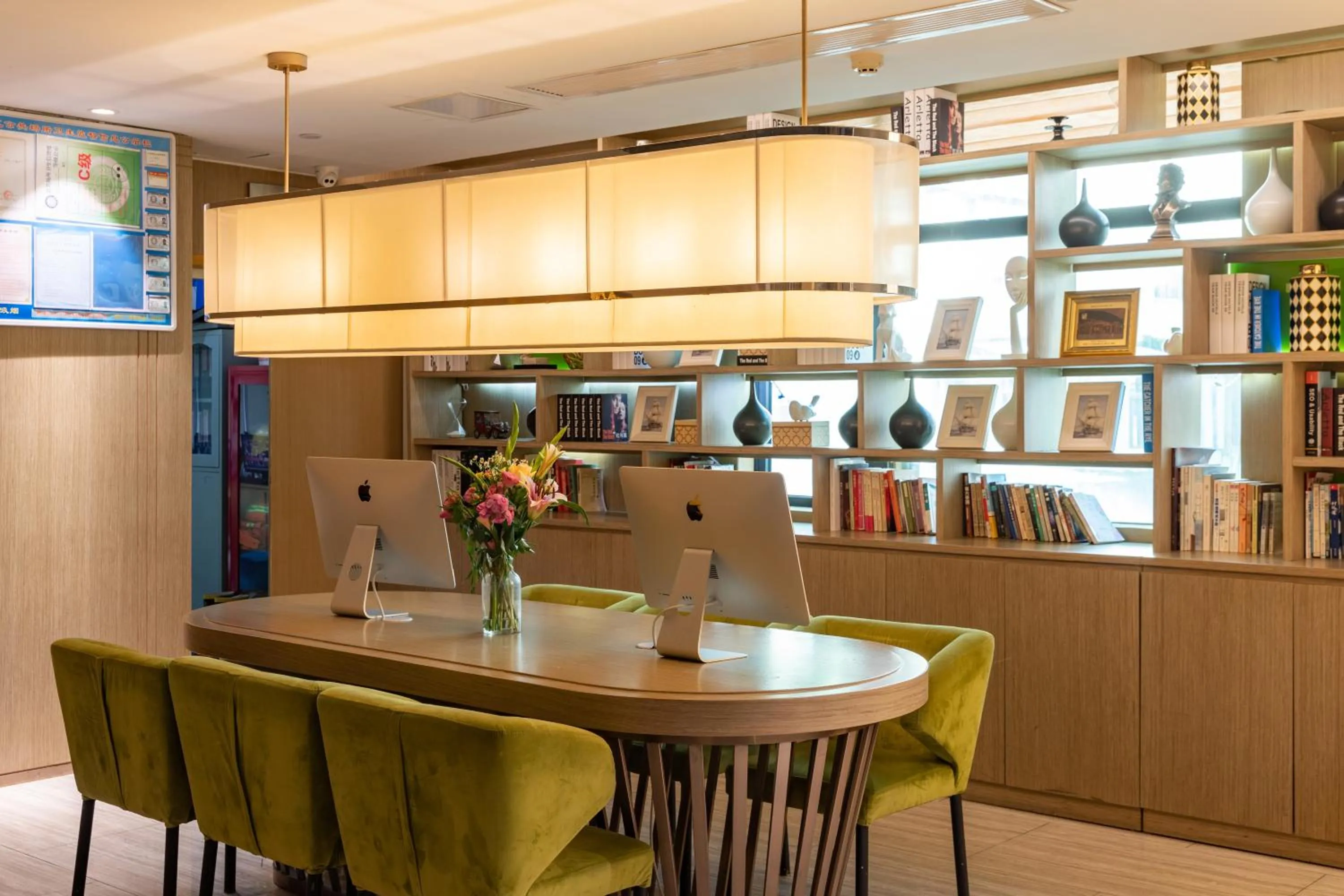 Business facilities in Ibis Styles XM Zhongshan Hotel